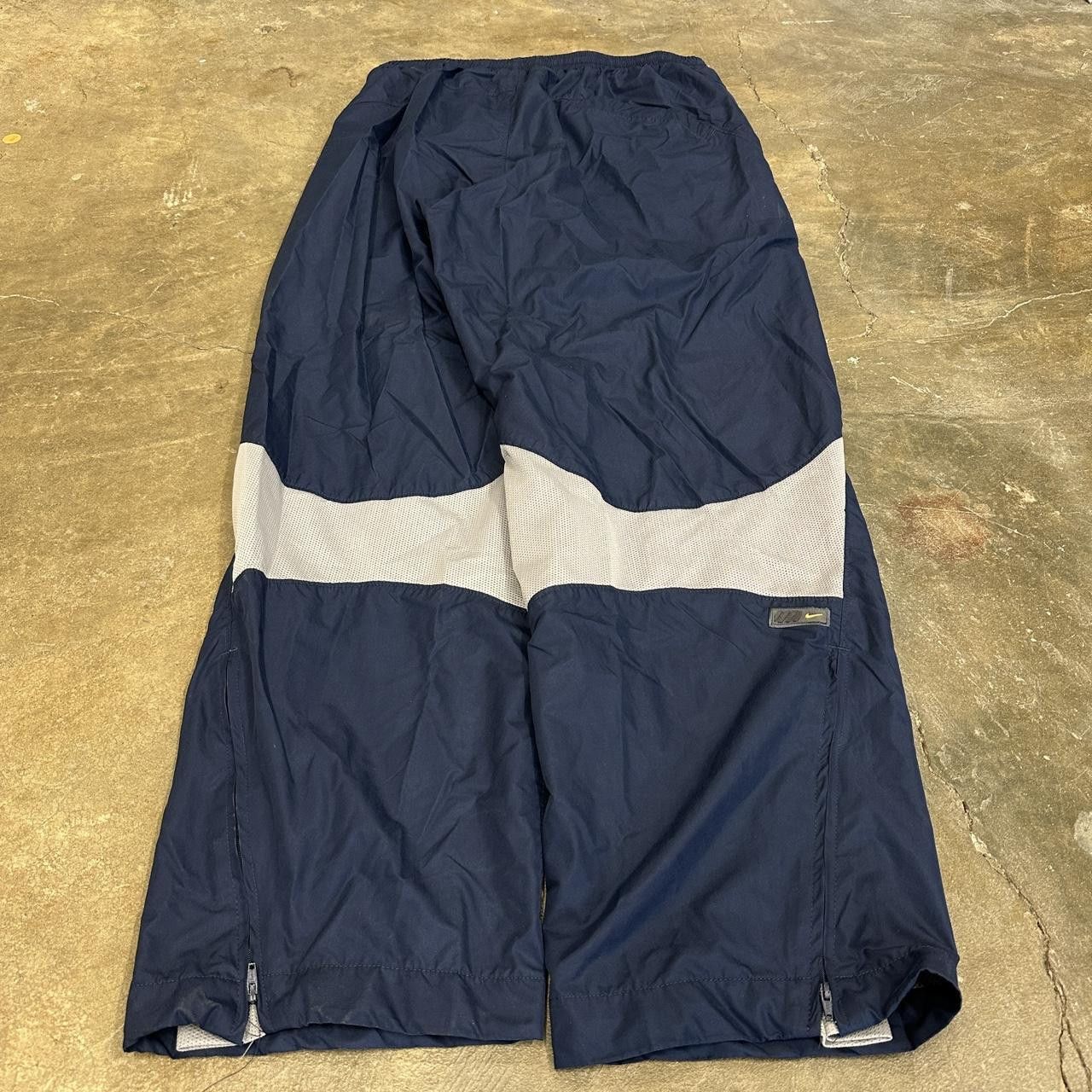 Nike Y2K Baggy Nike Track Pants 32 x 31 Size Large Size US 32 / EU 48 - 2 Thumbnail