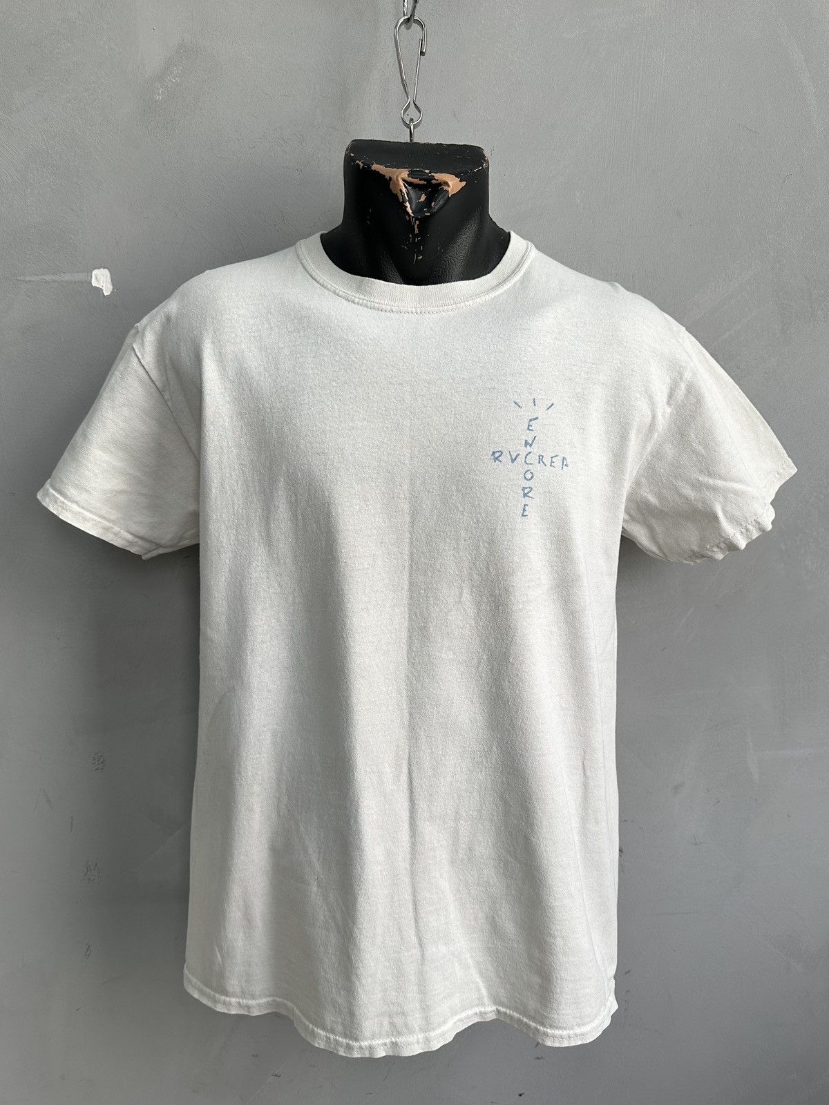 Travis Scott Vintage T-shirt Distressed Faded Y2k Japanese Rock Kanye Size US M / EU 48-50 / 2 - 10 Thumbnail