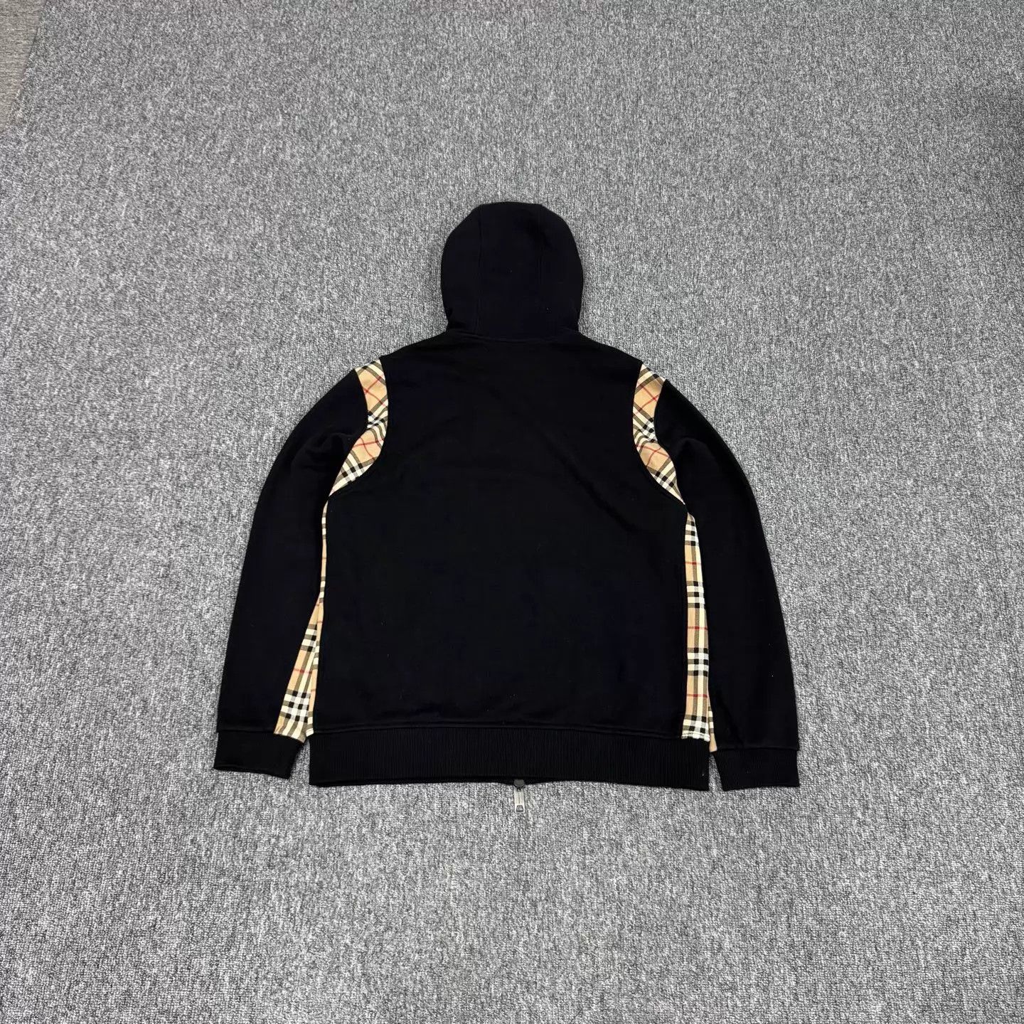 Burberry Burberry Side Classic Check Zipper Hooded Jacket M Size US M / EU 48-50 / 2 - 2 Thumbnail
