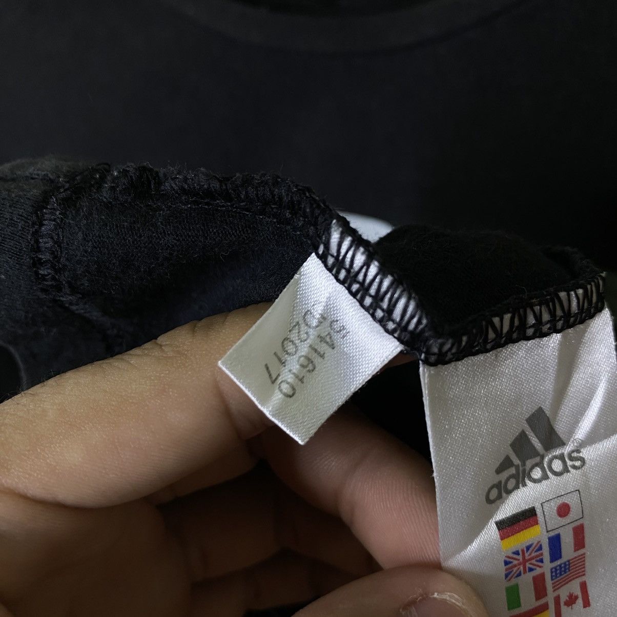 Adidas Vintage 2008 Adidas Impossible Is Nothing T Shirt Size US L / EU 52-54 / 3 - 5 Thumbnail
