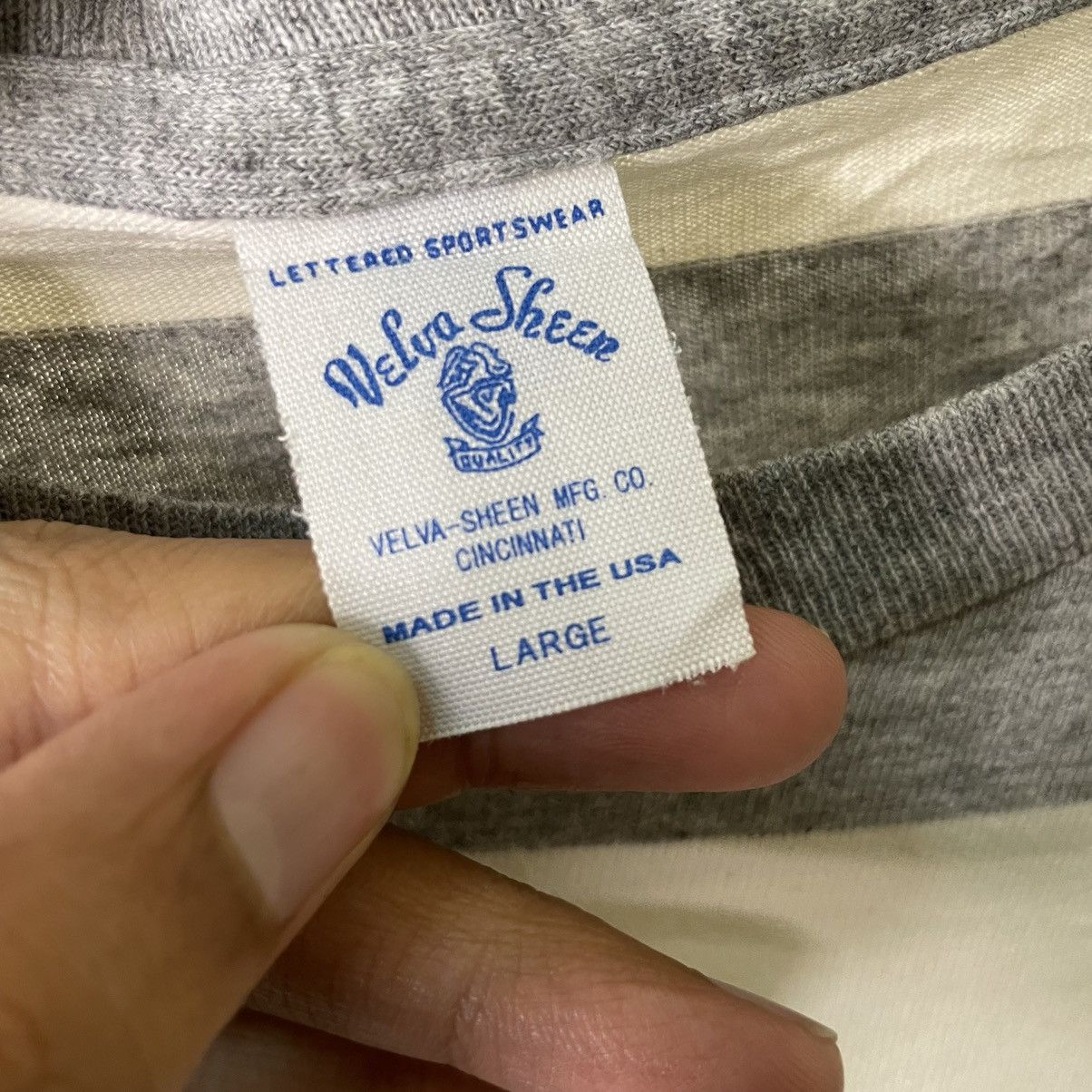 Velva Sheen × Vintage Vintage 1980s Velva Sheen Stripes Tee Made in USA Size US L / EU 52-54 / 3 - 2 Thumbnail