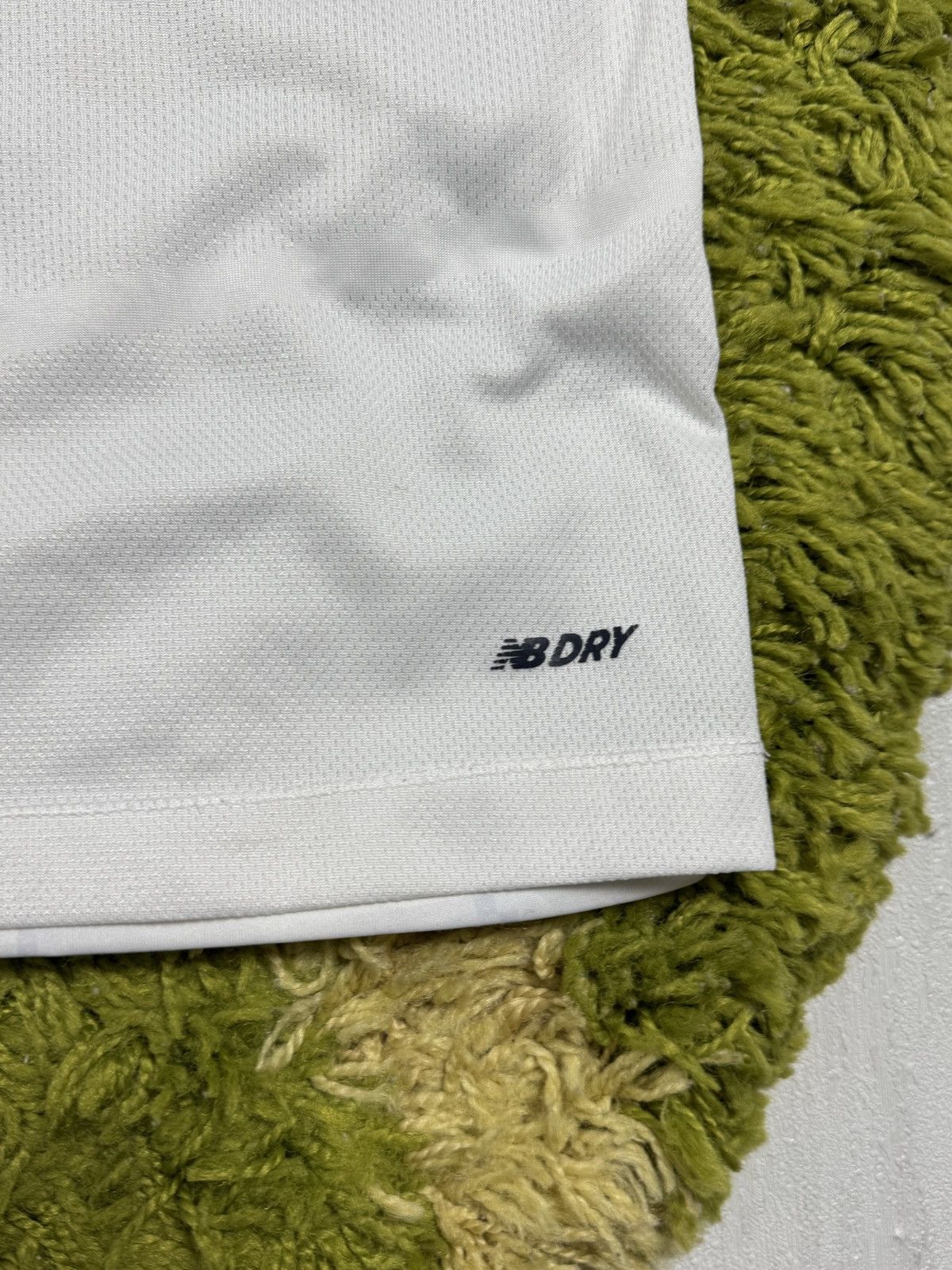 New Balance Liverpool 2019-2020 Away Jersey Size US L / EU 52-54 / 3 - 8 Thumbnail