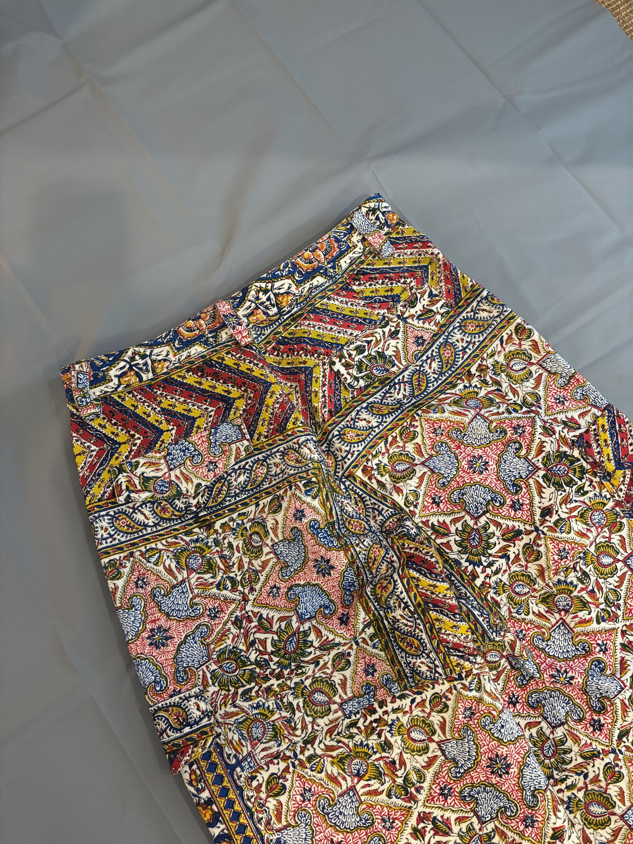 Paria Farzaneh Pantalon cargo à motifs Paria Farzaneh neuf avec étiquette Size US 32 / EU 48 - 17 Thumbnail