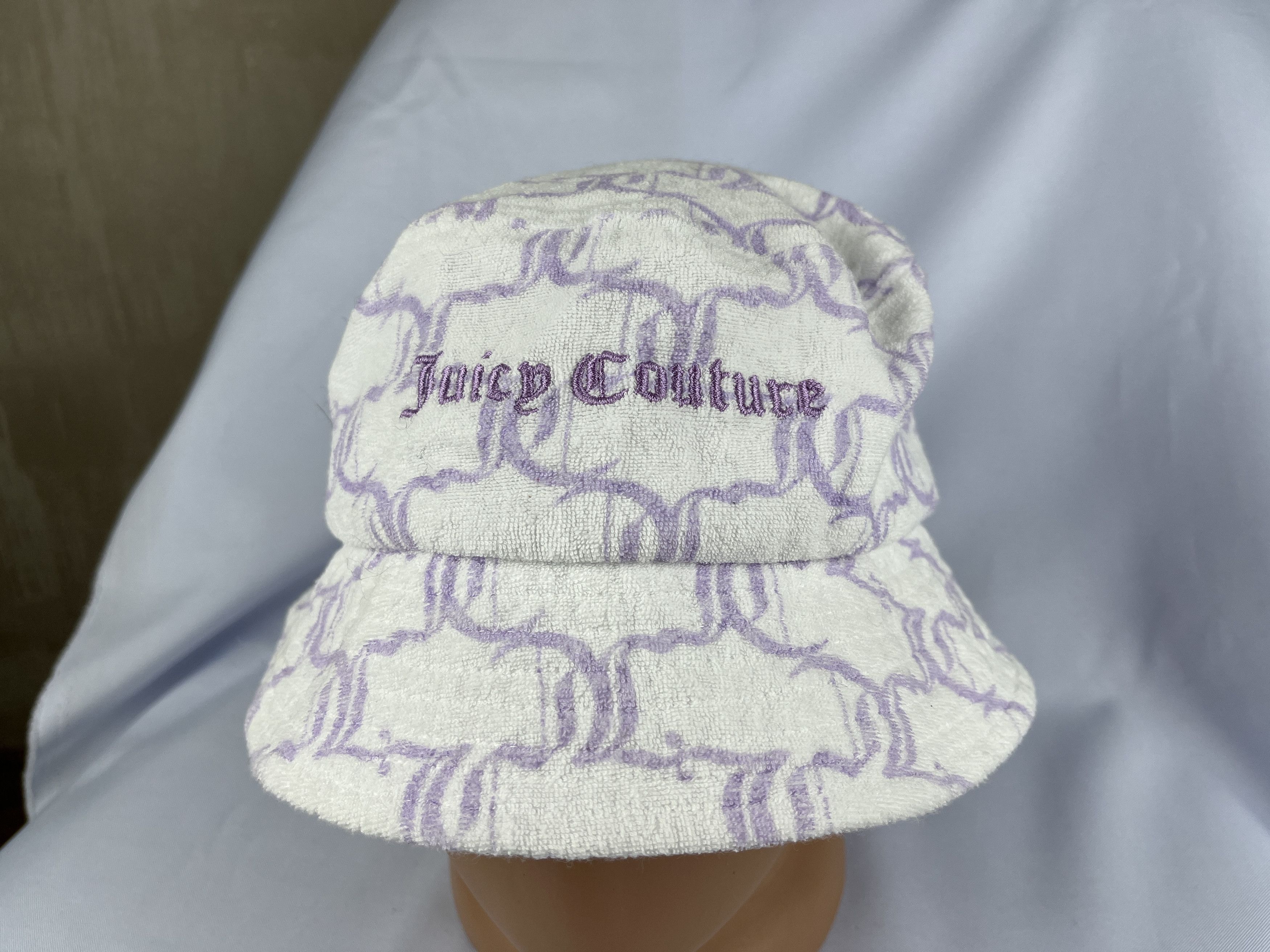 Juicy Couture Jeans Juicy Couture Towel Terry Bucket Hat Cap White Purple Adult Size ONE SIZE - 2 Thumbnail