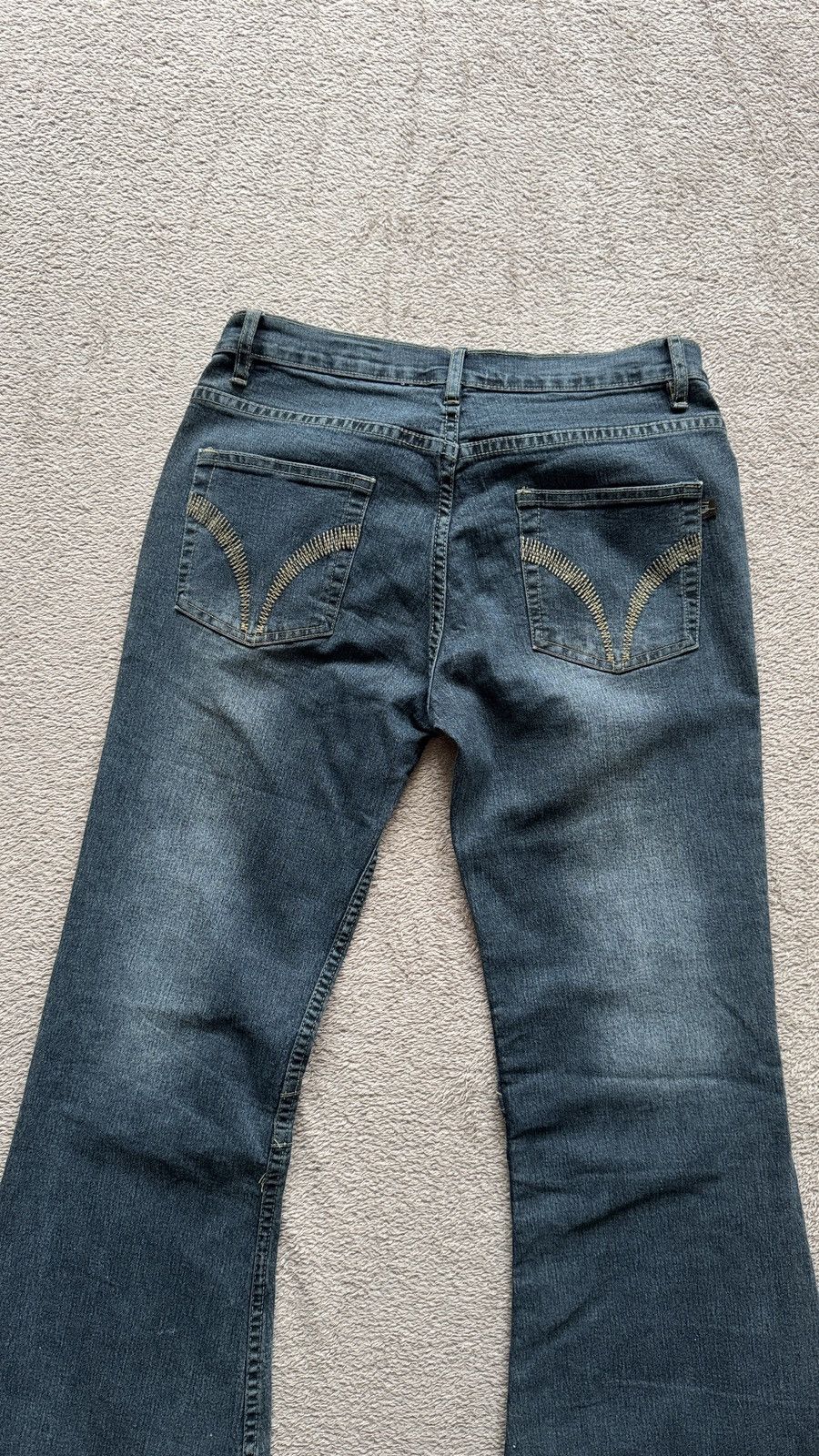 Le Grande Bleu (L.G.B.) Flared Double Knee Y2K vintage Crazy Jean ifsixwasnine vibe Size 32" / US 10 / IT 46 - 5 Thumbnail
