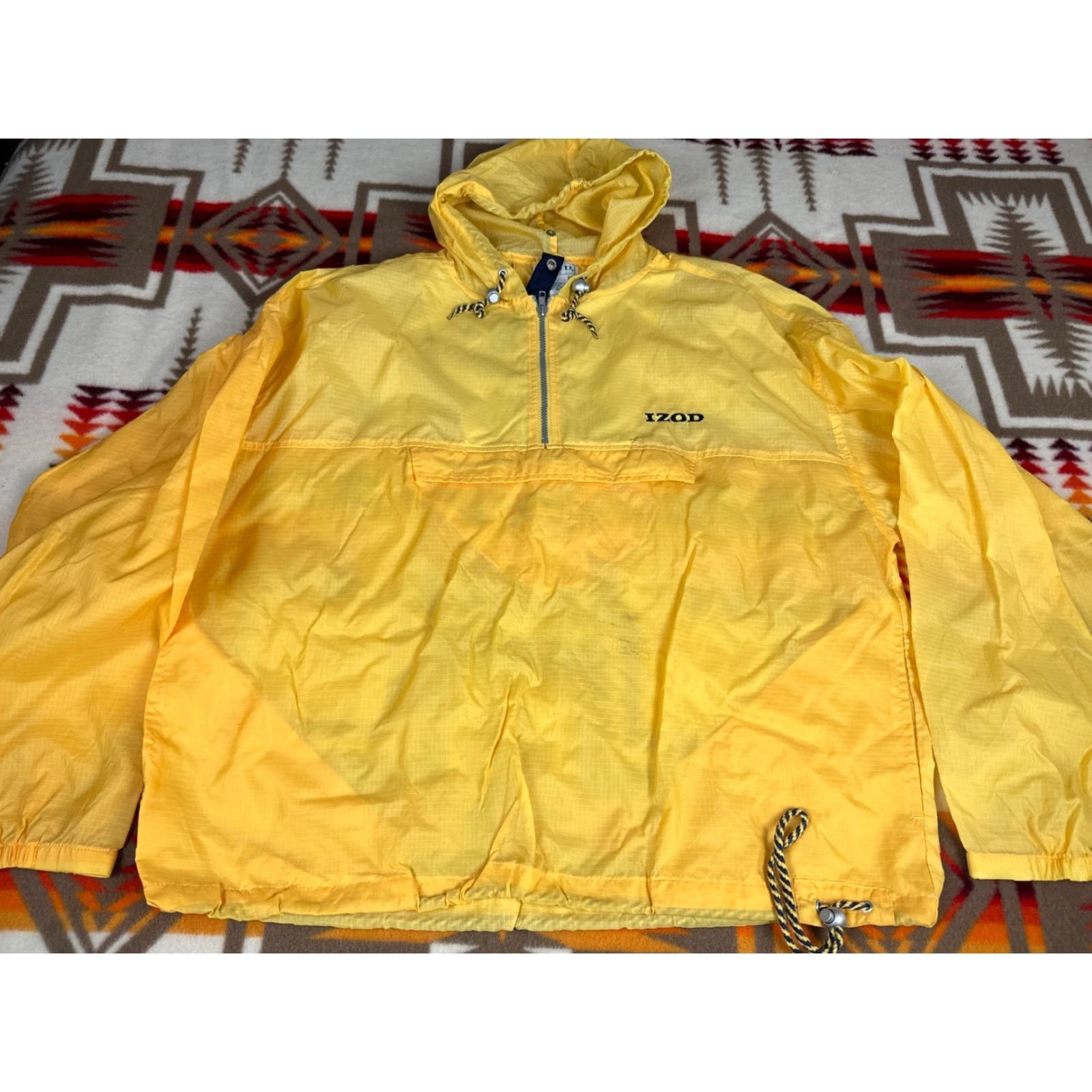 Izod VINTAGE Izod Windbreaker Jacket Hoodie Anorak Yellow Sz L Mens Yellow L SZ? Size US L / EU 52-54 / 3 - 4 Thumbnail