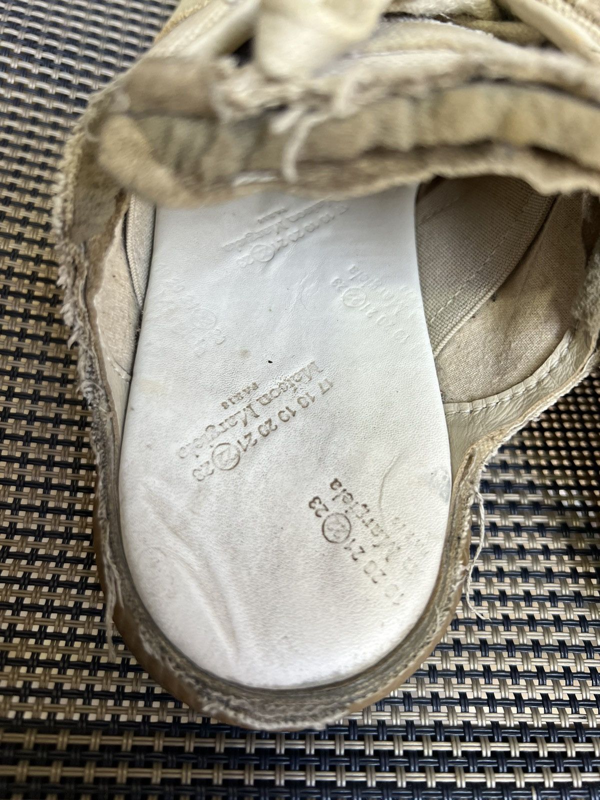 Maison Margiela Maison Margiela Distressed Canvas Mules Size US 5 / IT 35 - 6 Thumbnail
