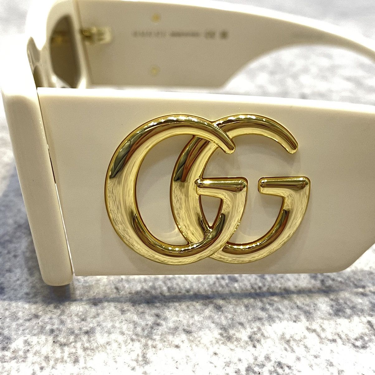 Gucci GUCCI GG1425S 004 Sunglasses Size ONE SIZE - 5 Thumbnail