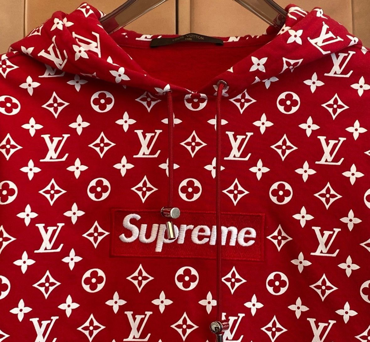 Louis Vuitton Louis Vuitton X Supreme Co-branded Hoodie with Full Logo ho Size US XS / EU 42 / 0 - 7 Thumbnail