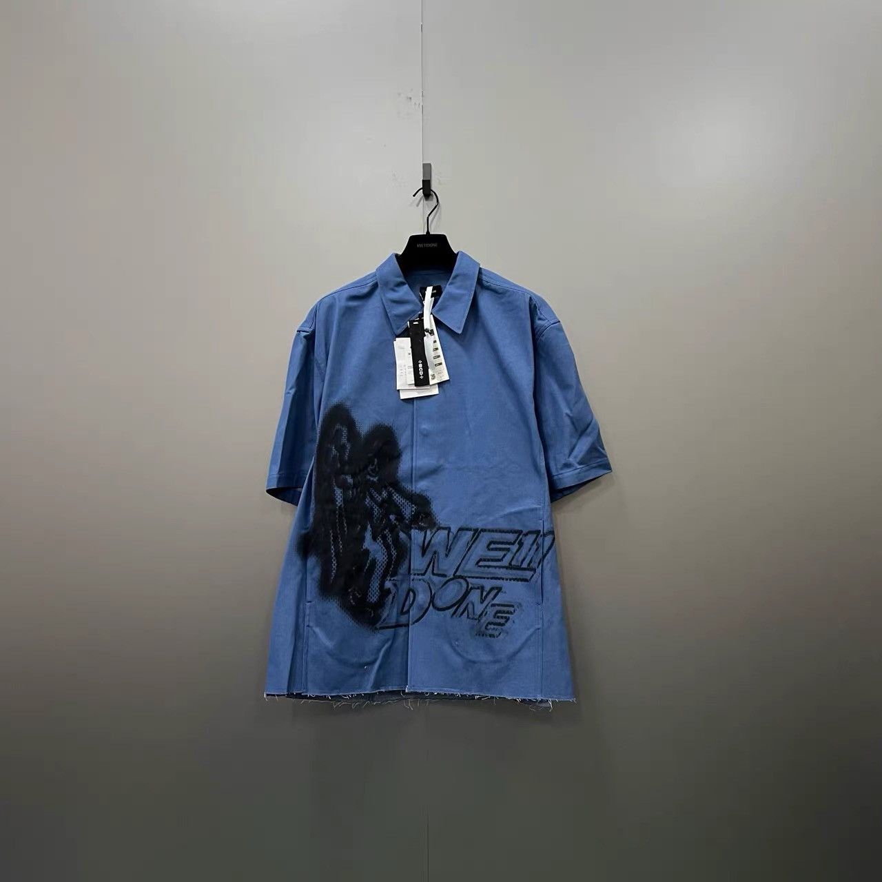 WE11DONE WE11DONE Blue Logo Graffiti Short Sleeve K28 Size US M / EU 48-50 / 2 - 1 Thumbnail