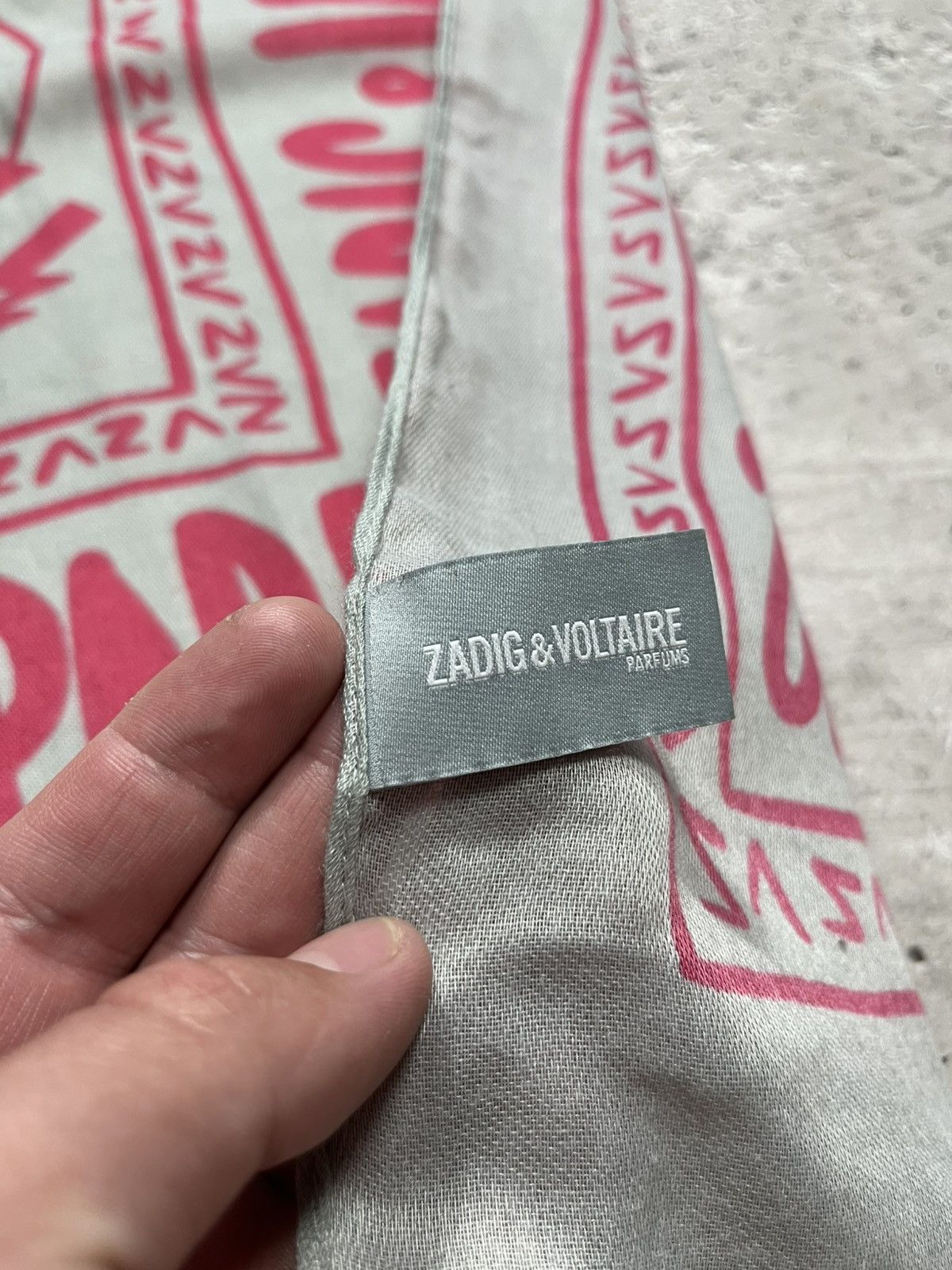 Zadig & Voltaire Zadig & Voltaire 90x90cm Bandana Scarf Pink Rock Graphic Size ONE SIZE - 9 Thumbnail