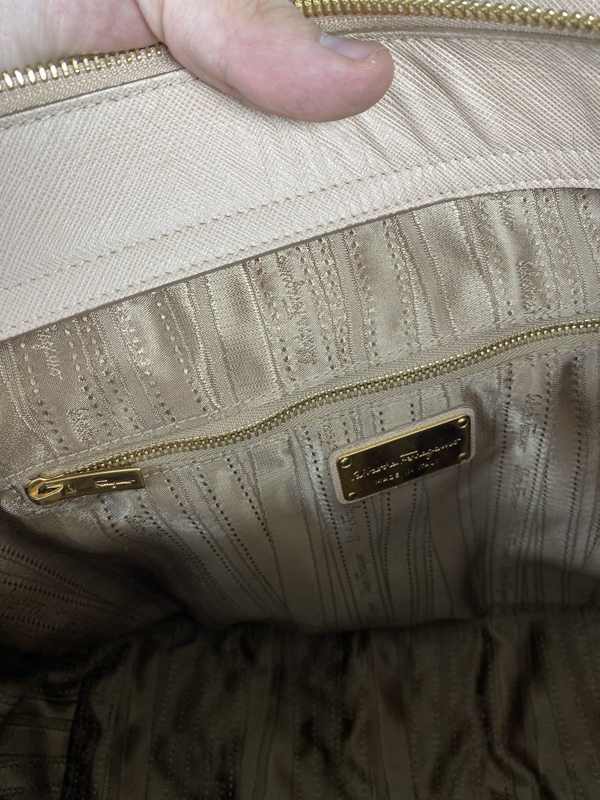Salvatore Ferragamo Salvatore Ferragamo Becky Tote Bag Saffiano Leather Size ONE SIZE - 15 Thumbnail