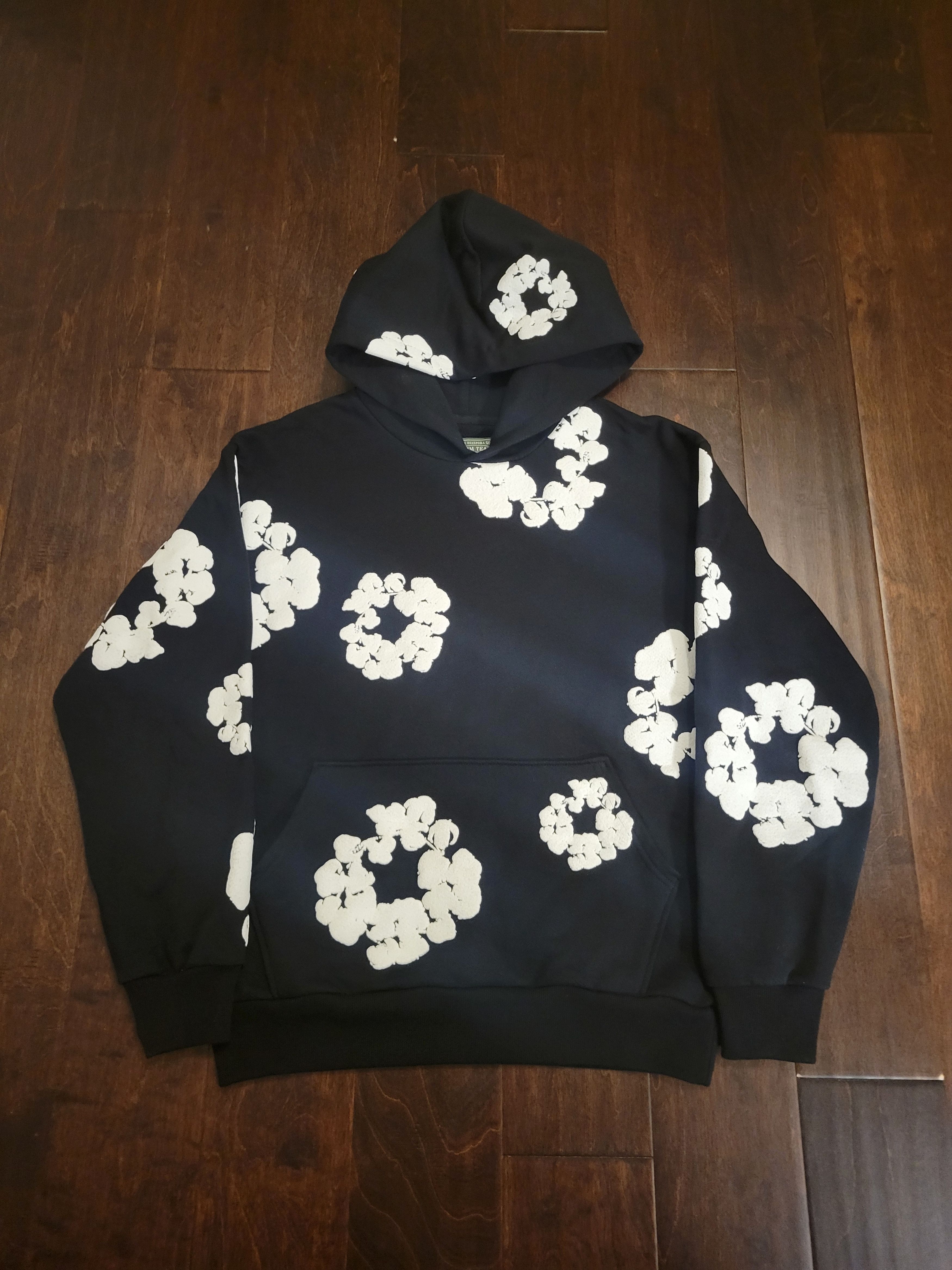 DENIM TEARS Denim Tears Black White Cotton Wreath Hoodie DENIM TEARS Denim Tears Black White Cotton Wreath Hoodie