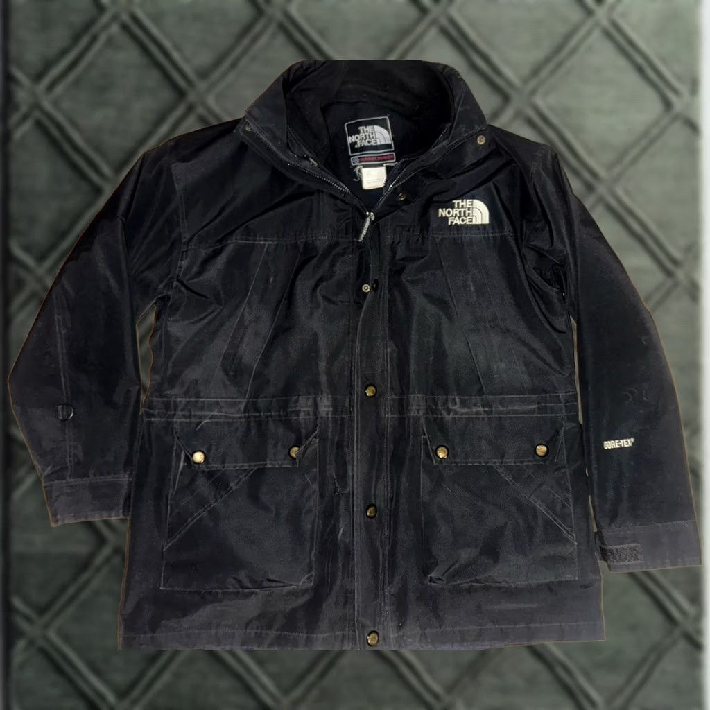 The North Face VINTAGE North Face Summit Series Gore-Tex Jacket Men's Parka L Black Hiking Skiing Walking Y2K Flaw Size US L / EU 52-54 / 3 - 1 Thumbnail