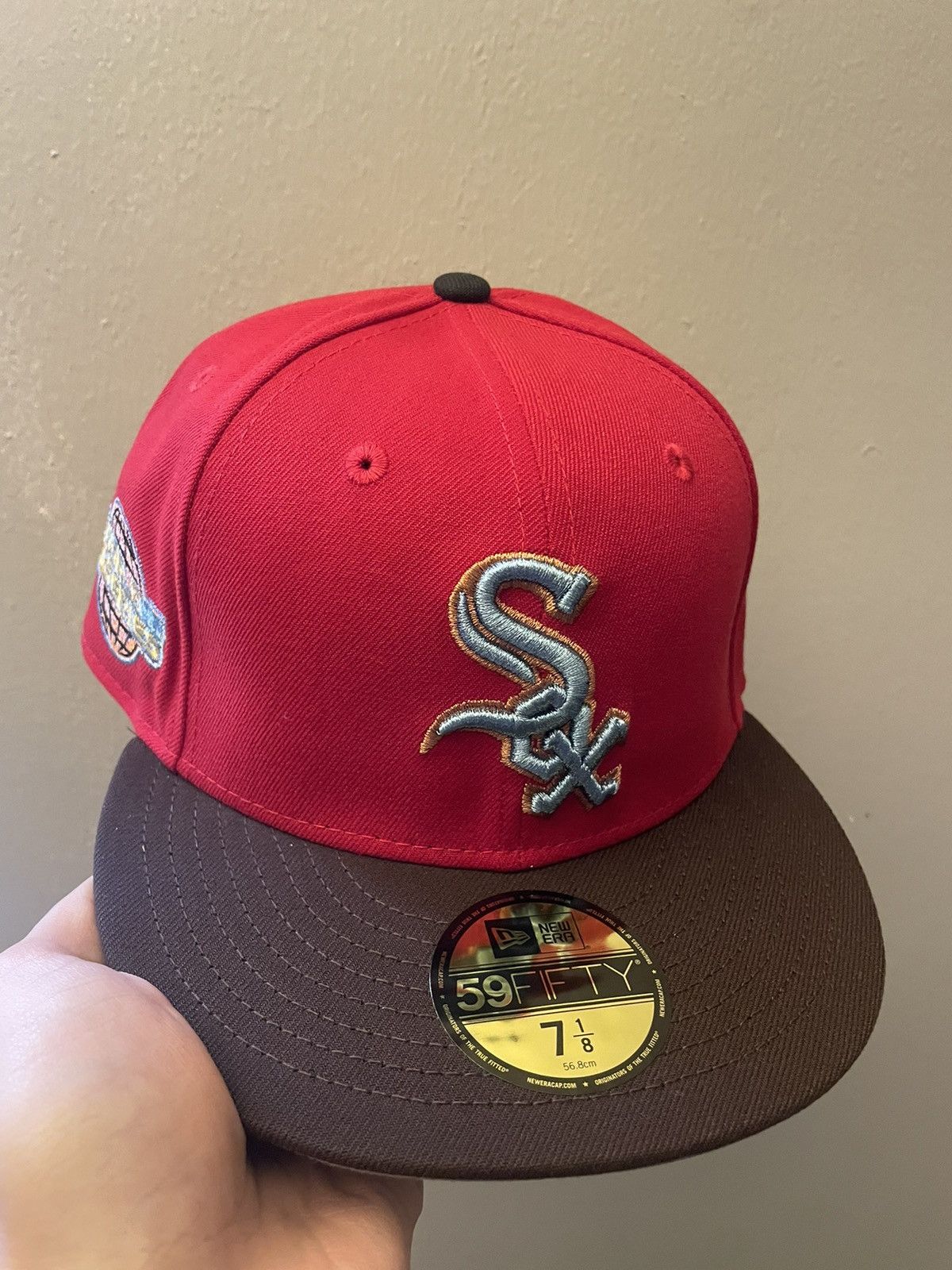 image of Hat Club x Myfitteds Rahnnifitteds Chicago White Sox 05 World Series Patch Game 6 in Red, Men's