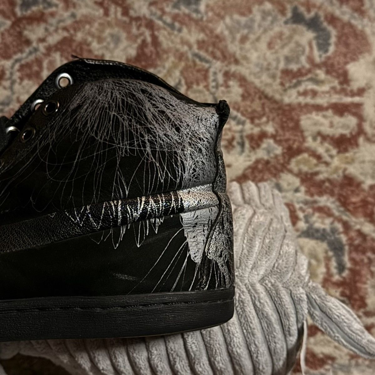 Alexander McQueen × Puma Alexander McQueen Puma Silver Drip Size US 9 / EU 42 - 4 Thumbnail