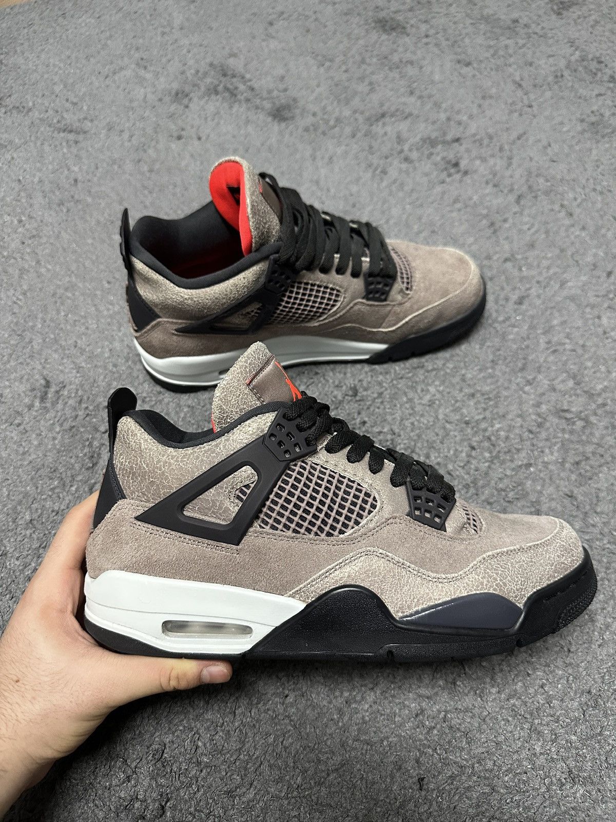 Jordan Brand Air Jordan 4 Taupe Haze Size US 9.5 / EU 42-43 - 1 Thumbnail