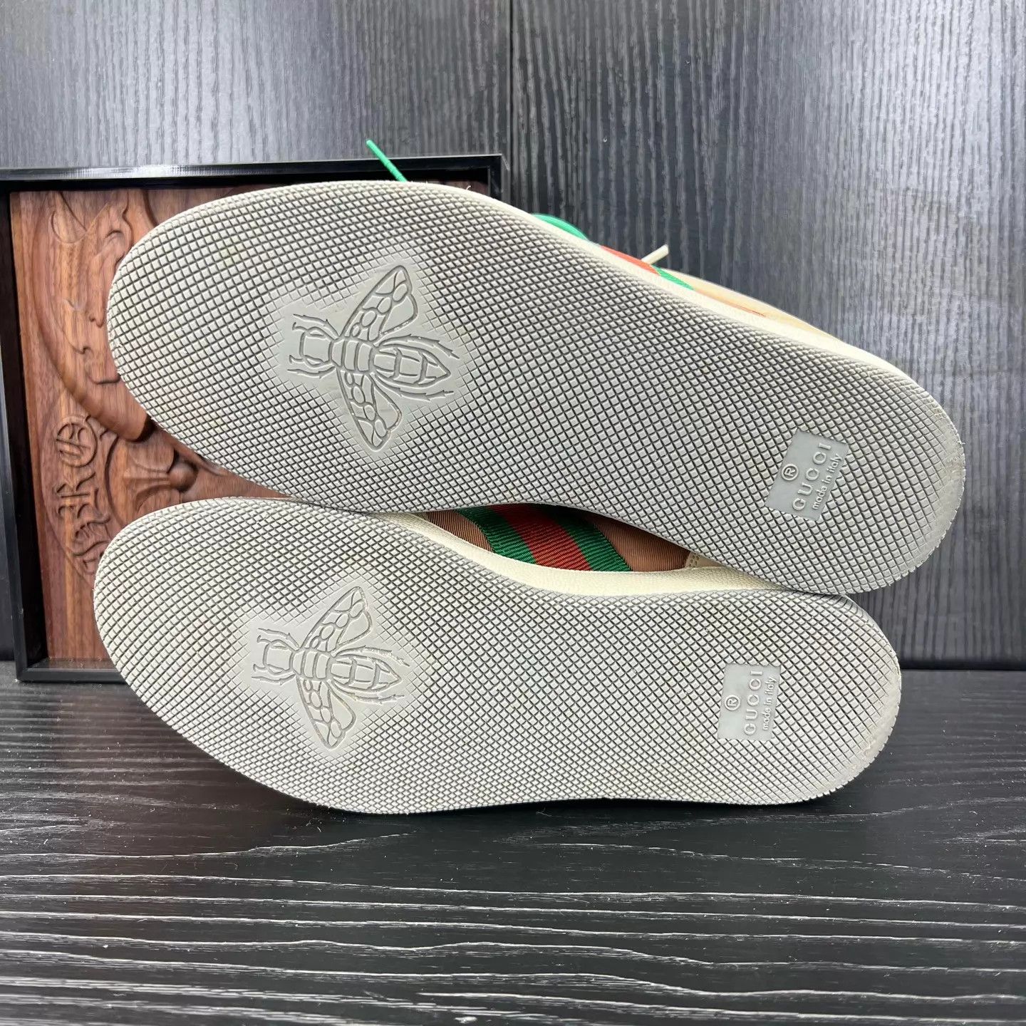 Gucci Gucci Distressed Sneakers White/Gray/Pink 35.5 99New Size US 5 / IT 35 - 4 Thumbnail