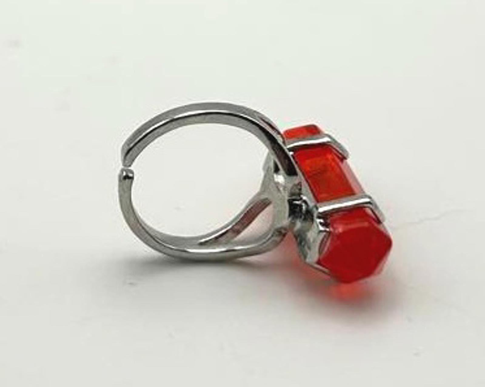 Designer Vintage Statement Ring Red Crystal Hexagon Lucite Jewelry Size ONE SIZE - 4 Thumbnail