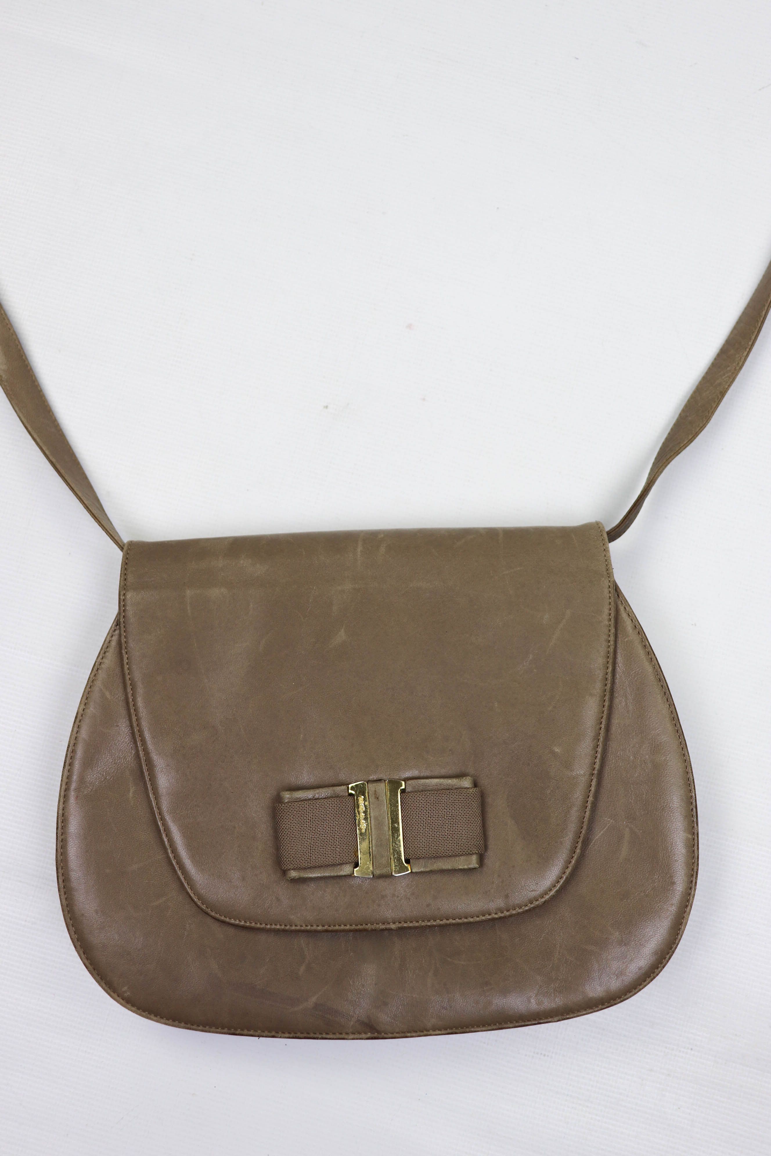 Bally Bally Switzerland Vintage Cream Beige Leather Crossbody Bag Size ONE SIZE - 4 Thumbnail