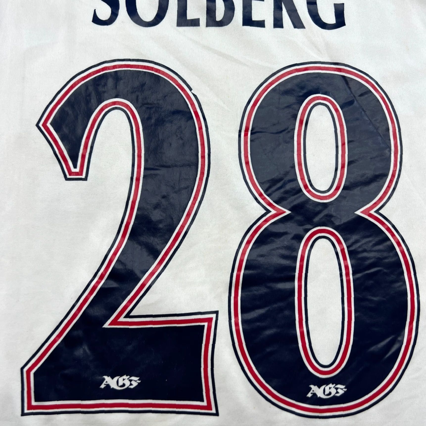 Hummel Hummel Aarhus GF 2012 2013 Home Solberg #28 Football Jersey Sz L White Size US L / EU 52-54 / 3 - 4 Thumbnail
