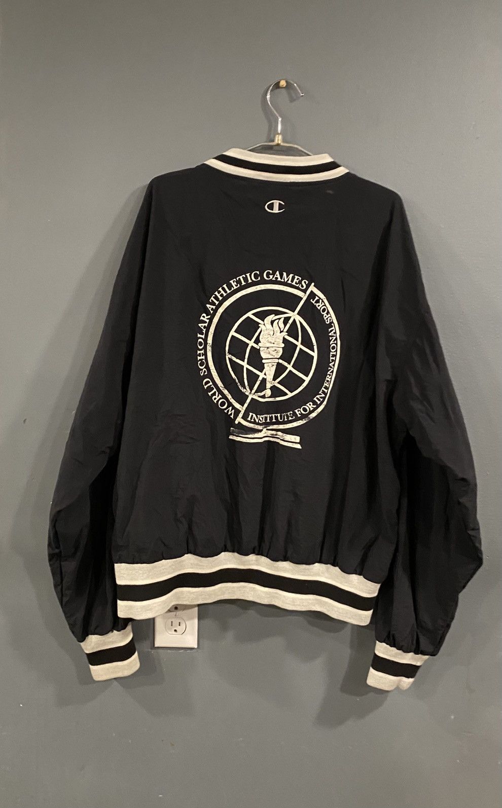 Champion Vintage Champion Spellout Pullover Jacket Size US L / EU 52-54 / 3 - 3 Thumbnail