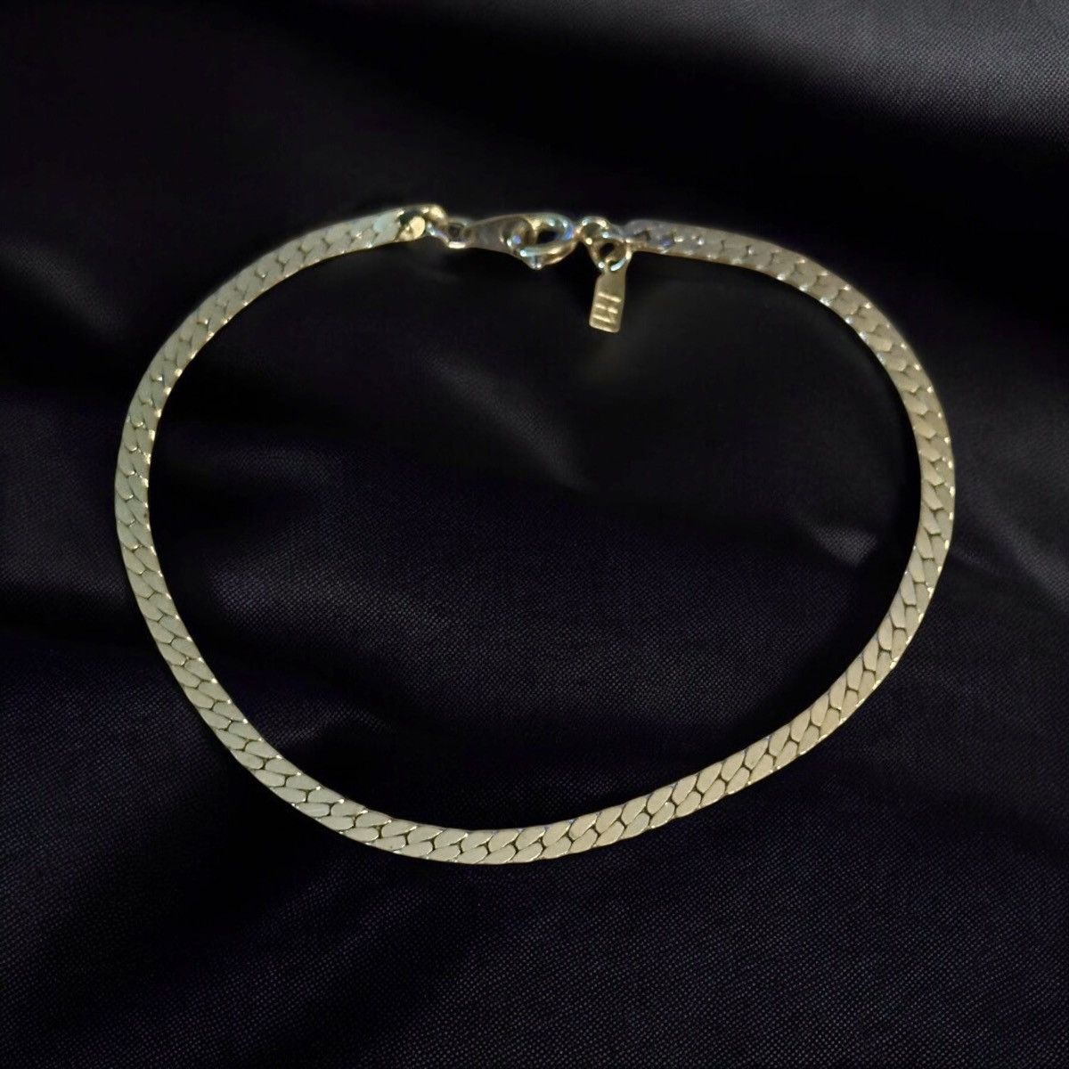 Vintage Vintage gold tone cobra chain bracelet Size ONE SIZE - 1 Thumbnail