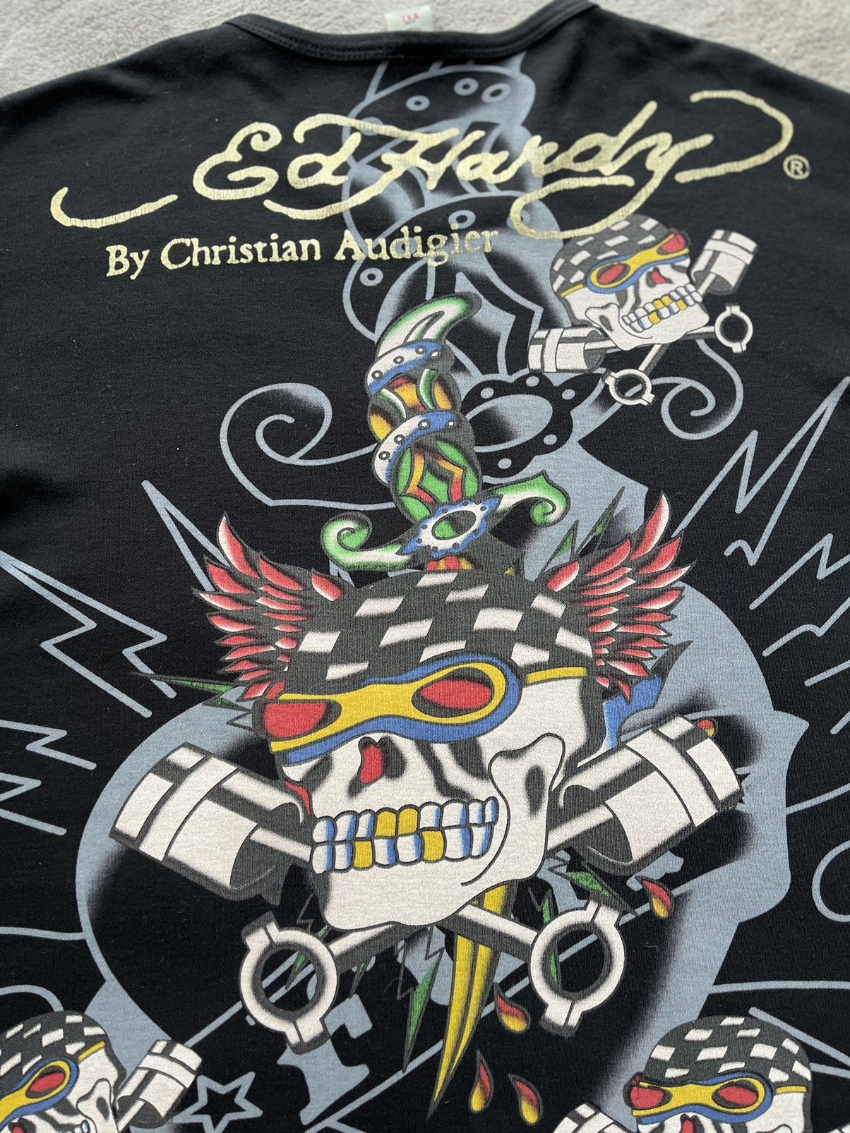 Ed Hardy × Vintage black vintage Ed Hardy t-shirt with rhinestones Size US S / EU 44-46 / 1 - 7 Thumbnail
