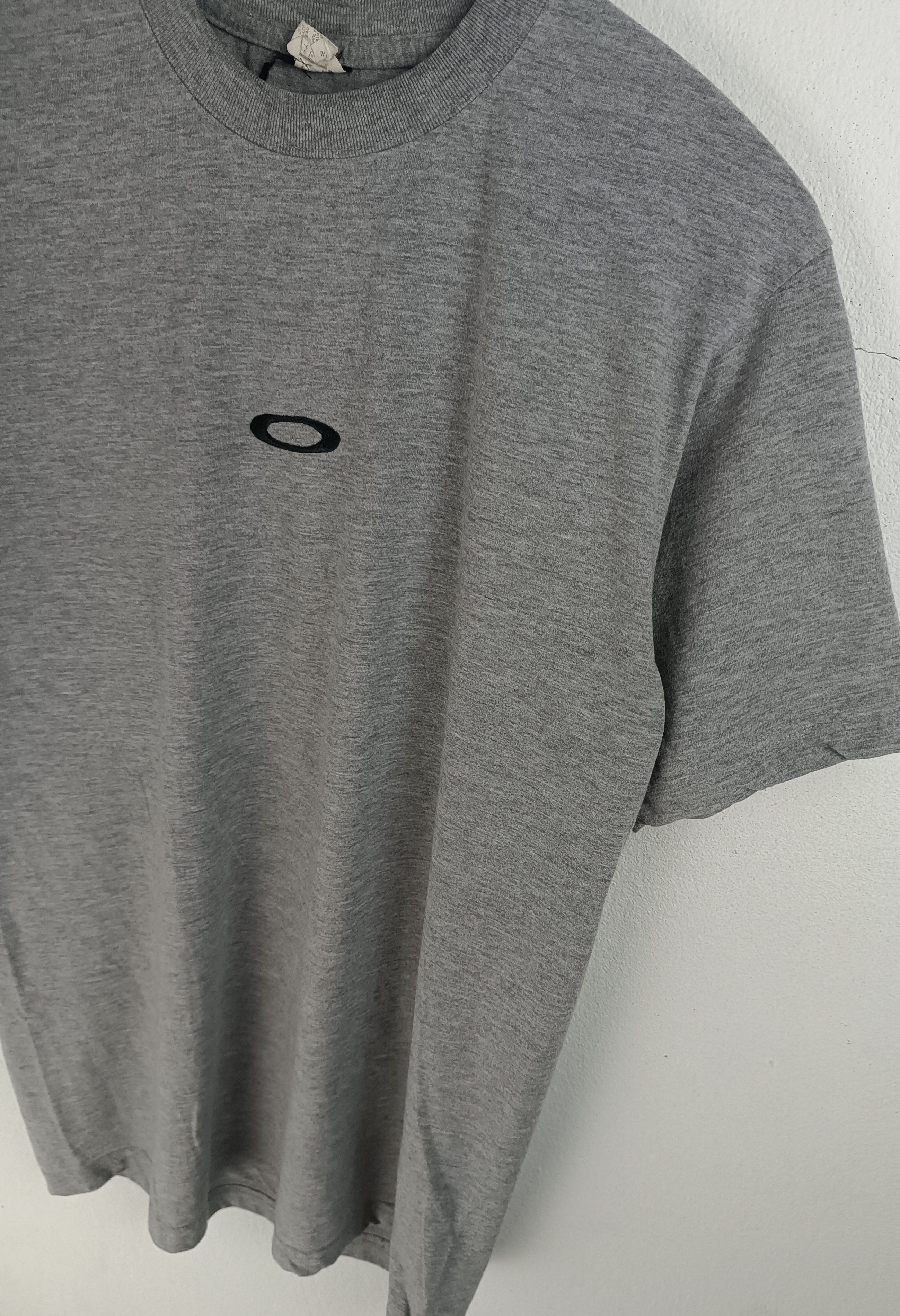 Oakley VINTAGE 90'S OAKLEY SOFTWARE EMBROIDERED MID LOGO VERY RARE Size US M / EU 48-50 / 2 - 9 Thumbnail