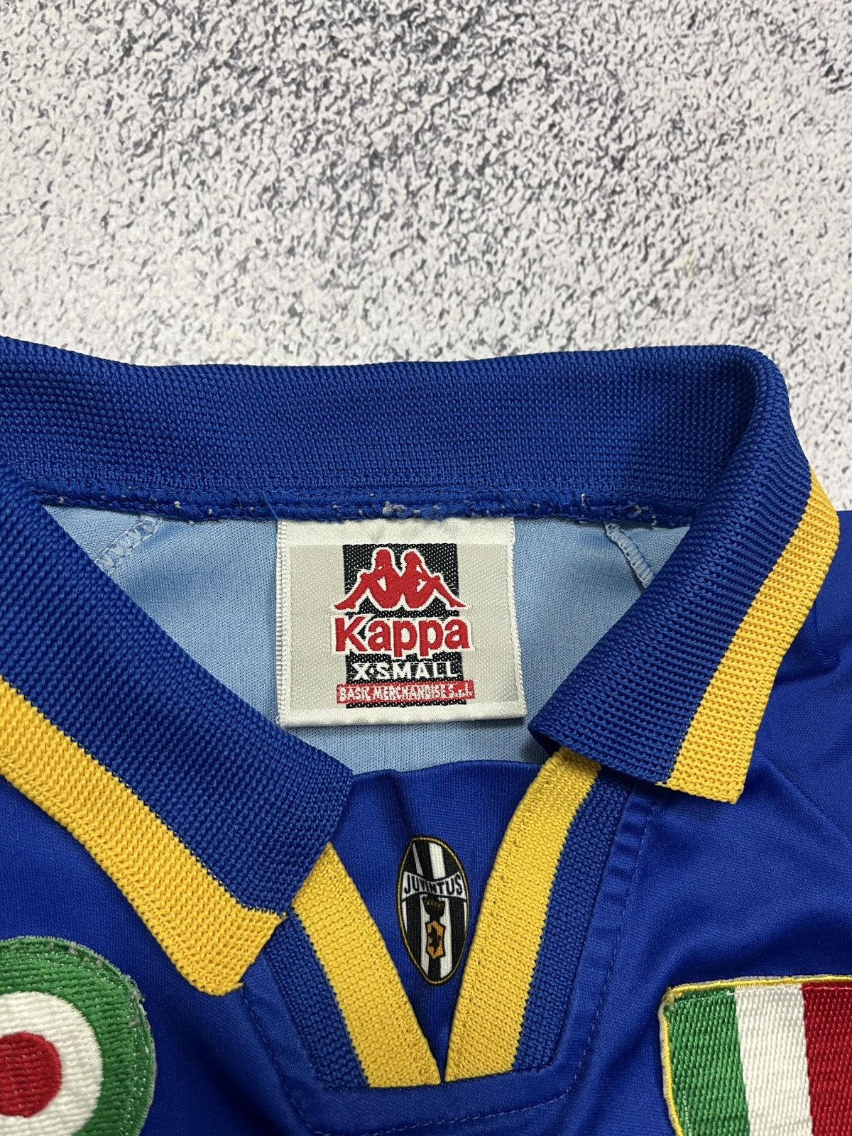 Kappa × Vintage Vintage Kappa Juventus Sony 1995/96 Soccer Jersey Italy Rare Size US XS / EU 42 / 0 - 7 Thumbnail