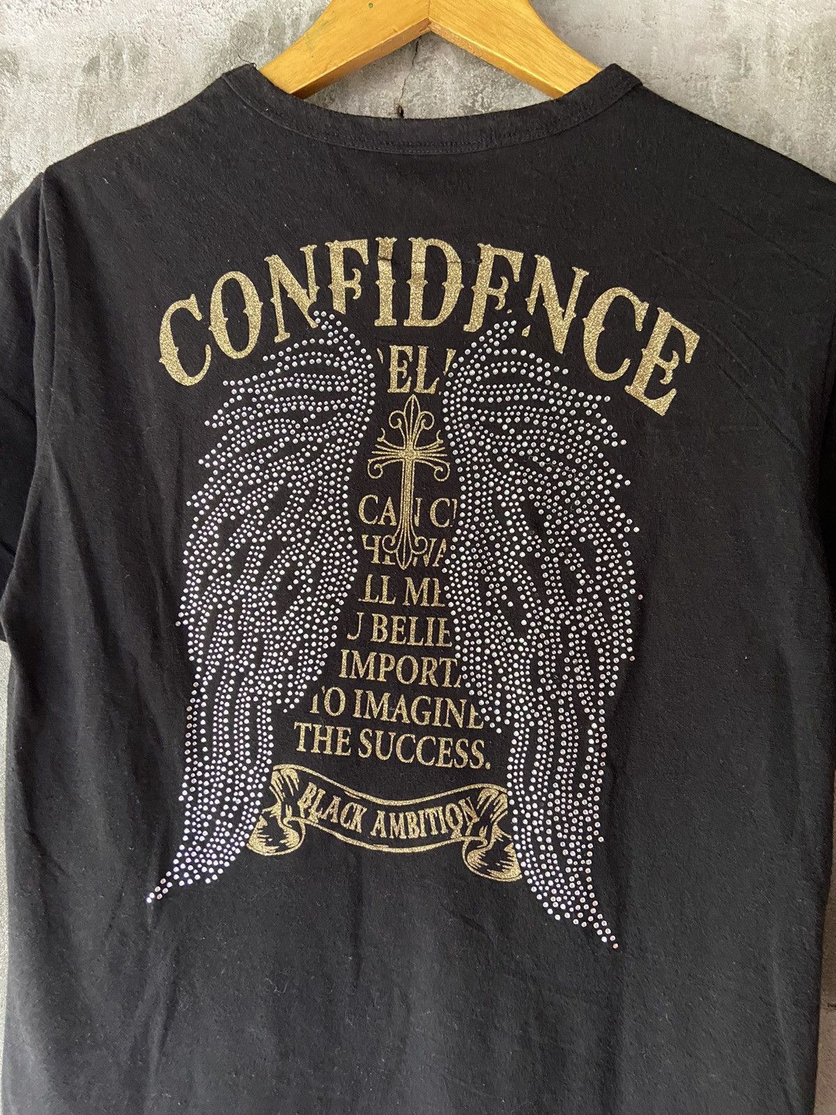 Beauty Beast × Hysteric Glamour × Japanese Brand CONFIDENCE AND RELIANCE FLAG STONE POCKET TEE Size US S / EU 44-46 / 1 - 2 Thumbnail
