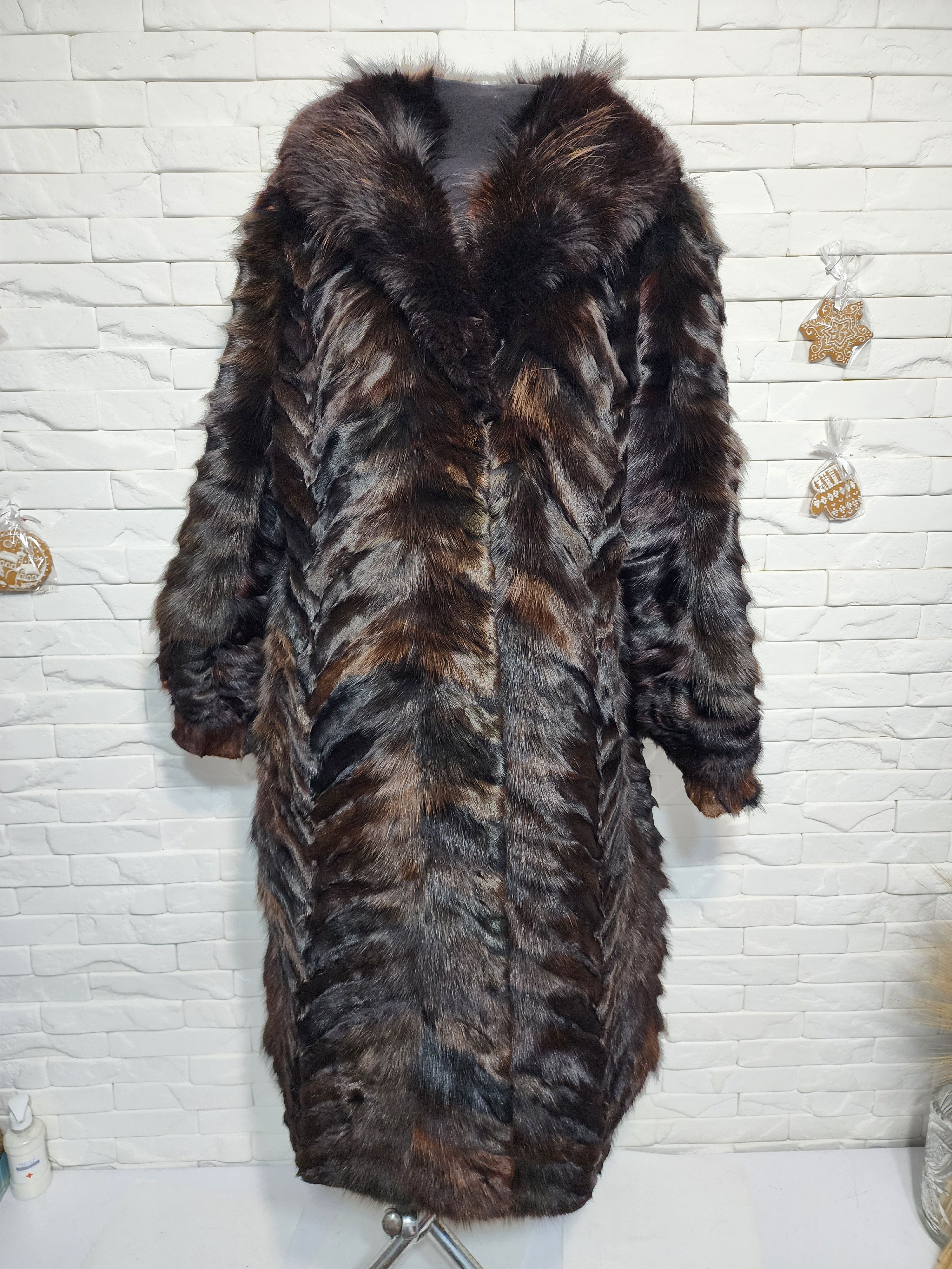 Furla Brown Genuine Fur Coat: Women's Winter Warm Coat Size XL / US 12-14 / IT 48-50 - 1 Thumbnail