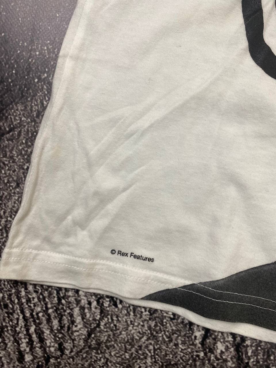 Stella McCartney × Vintage Vintage Stella McCartney Comic Relief White Tee T Shirt Size US L / EU 52-54 / 3 - 7 Thumbnail