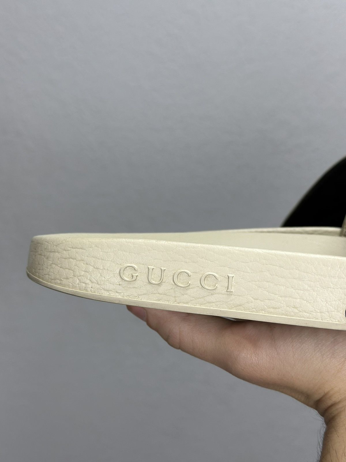 Gucci Gucci microguccissima Slides Cream Monogram Pattern Sandals Size US 10 / EU 43 - 3 Thumbnail
