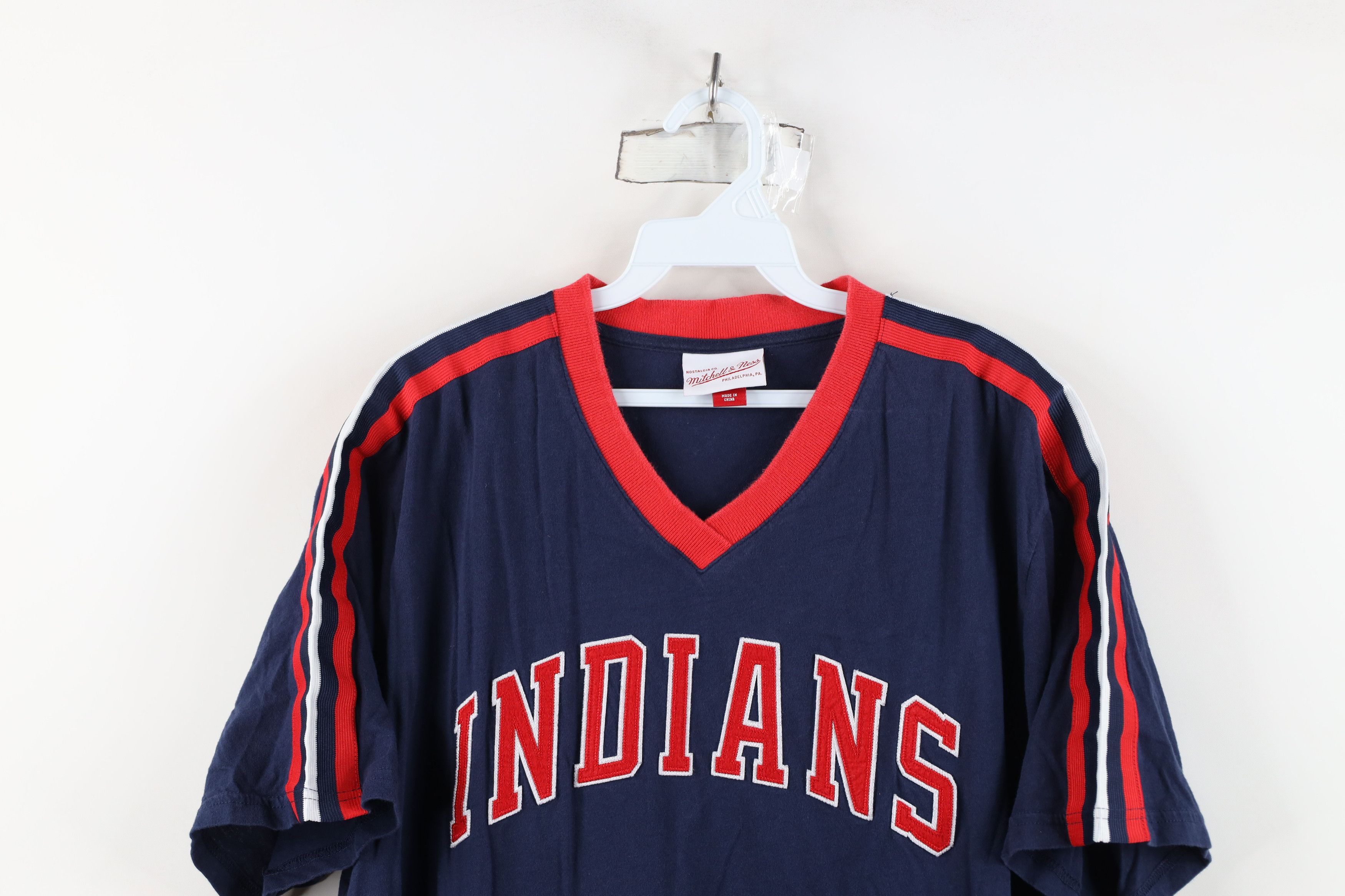Mitchell & Ness Mitchell & Ness Cleveland Indians Baseball Jersey T-Shirt Size US XL / EU 56 / 4 - 2 Thumbnail