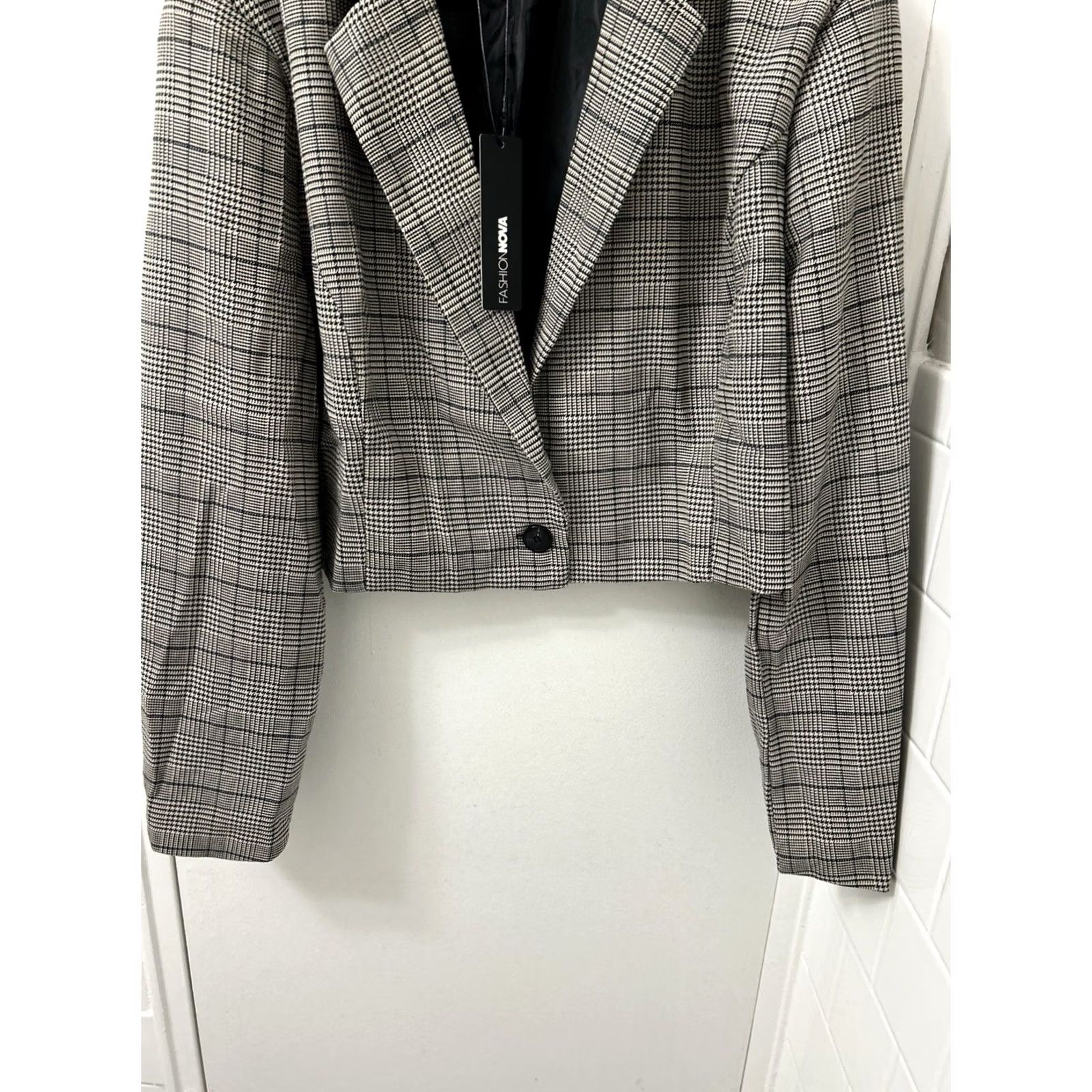 Fashion Nova Fashion Nova Cropped Blazer Womens 2X Gray Plaid Houndstooth Juliet Jacket Size XXL / US 16-18 / IT 52-54 - 3 Thumbnail