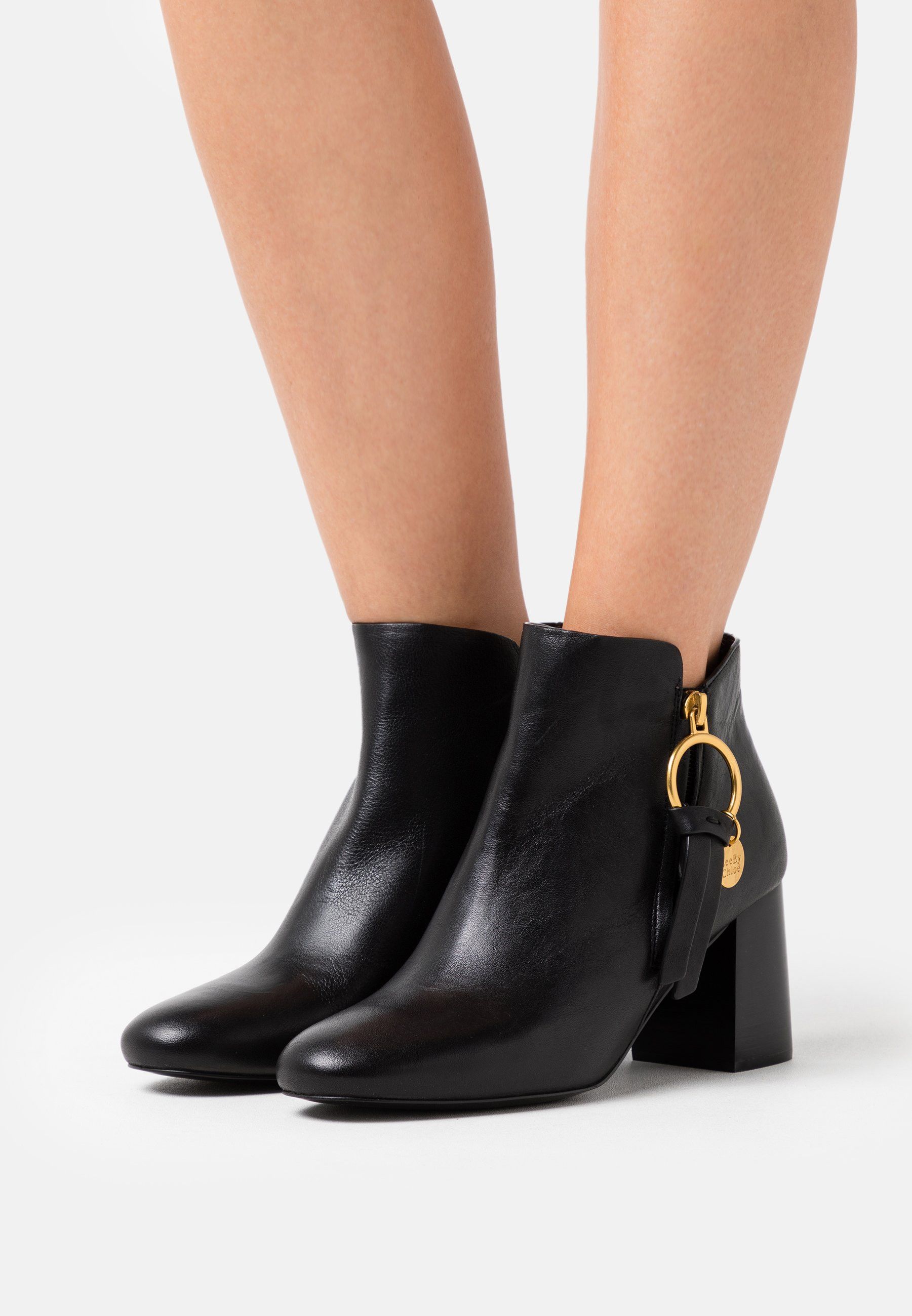 See by Chloe See by Chloe Louise Block Heel Leather Ankle Boots EU 37 Size US 7 / IT 37 - 2 Thumbnail