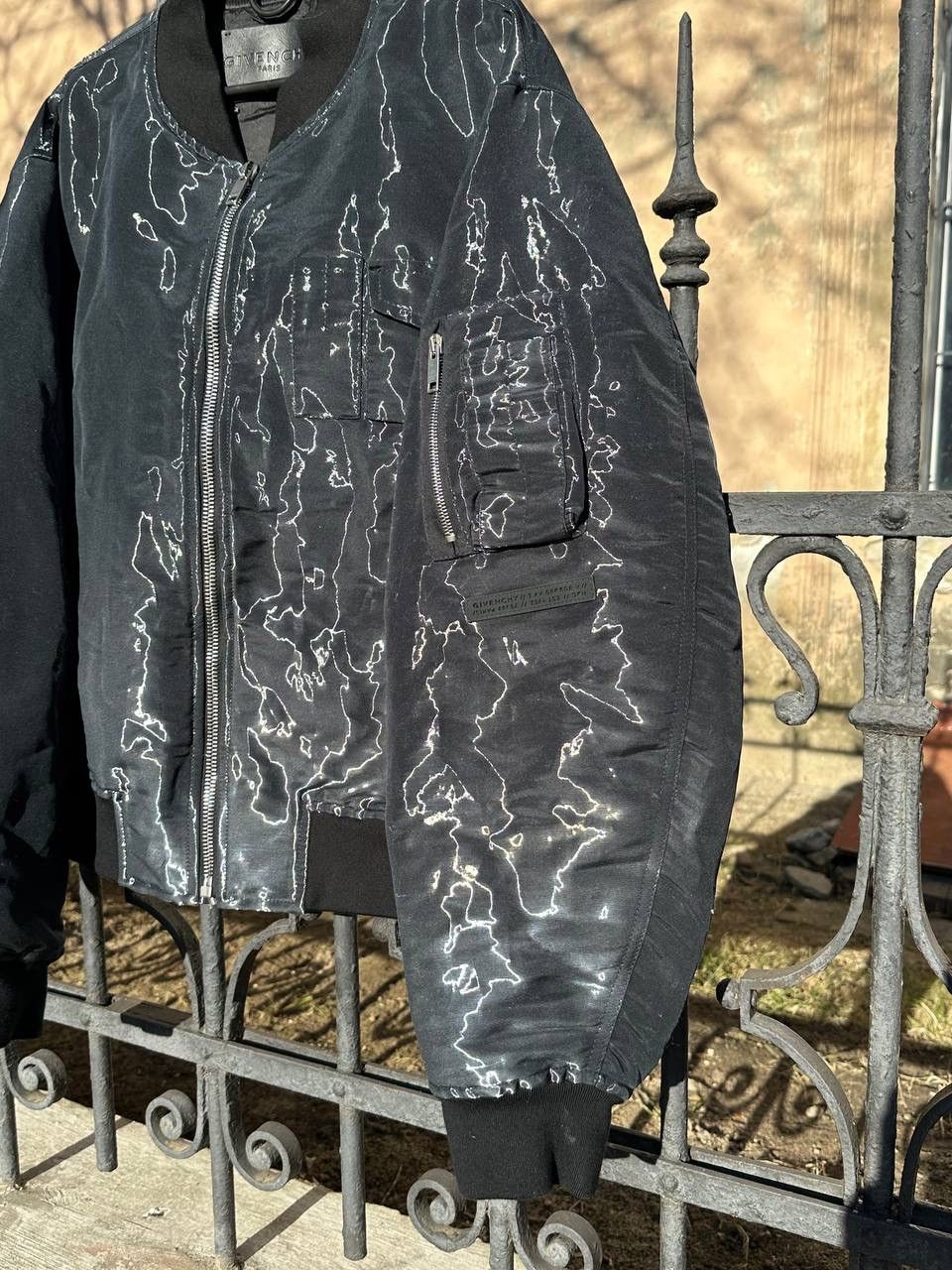 Givenchy Givenchy MA-1 Bomber “Liquid effect” Size 56 “XL” Size US XL / EU 56 / 4 - 3 Thumbnail