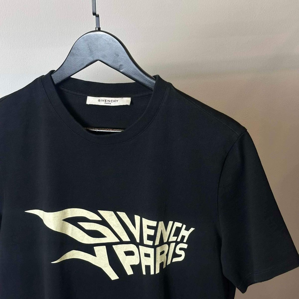 Givenchy GIVENCHY LOGO T SHIRT Size US S / EU 44-46 / 1 - 3 Thumbnail