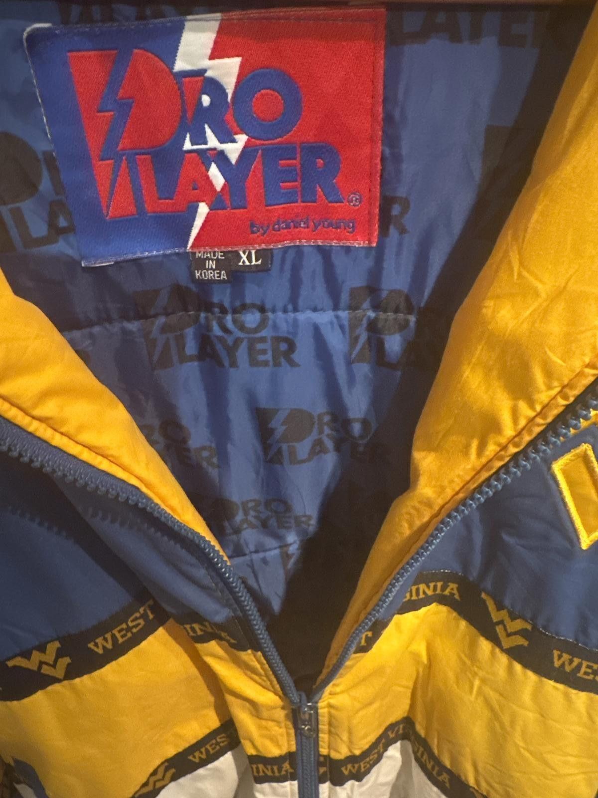Pro Player Pro player west Virgina jacket Size US XL / EU 56 / 4 - 6 Thumbnail