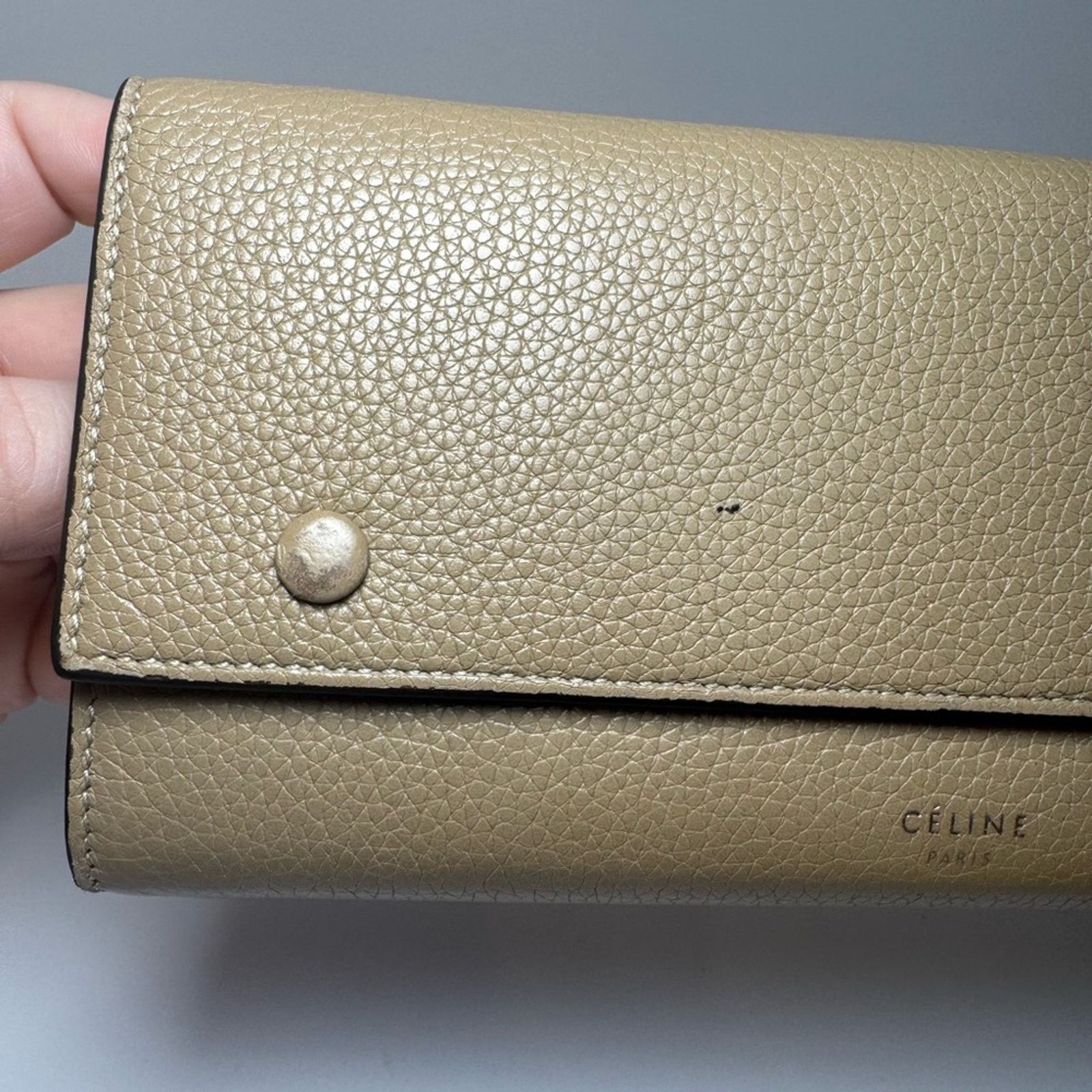 Celine Celine Large Flap Multifunction Wallet Taupe Pebbled Leather Size ONE SIZE - 12 Thumbnail