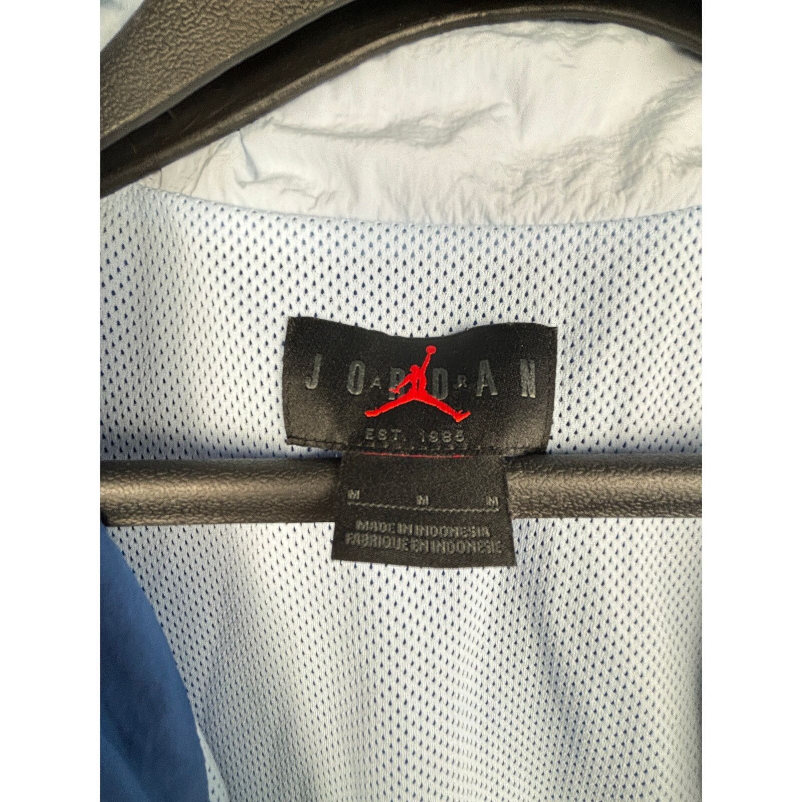 Nike Nike Air Jordan Essential Flight Woven Track Jacket Size XL Size US XL / EU 56 / 4 - 4 Thumbnail