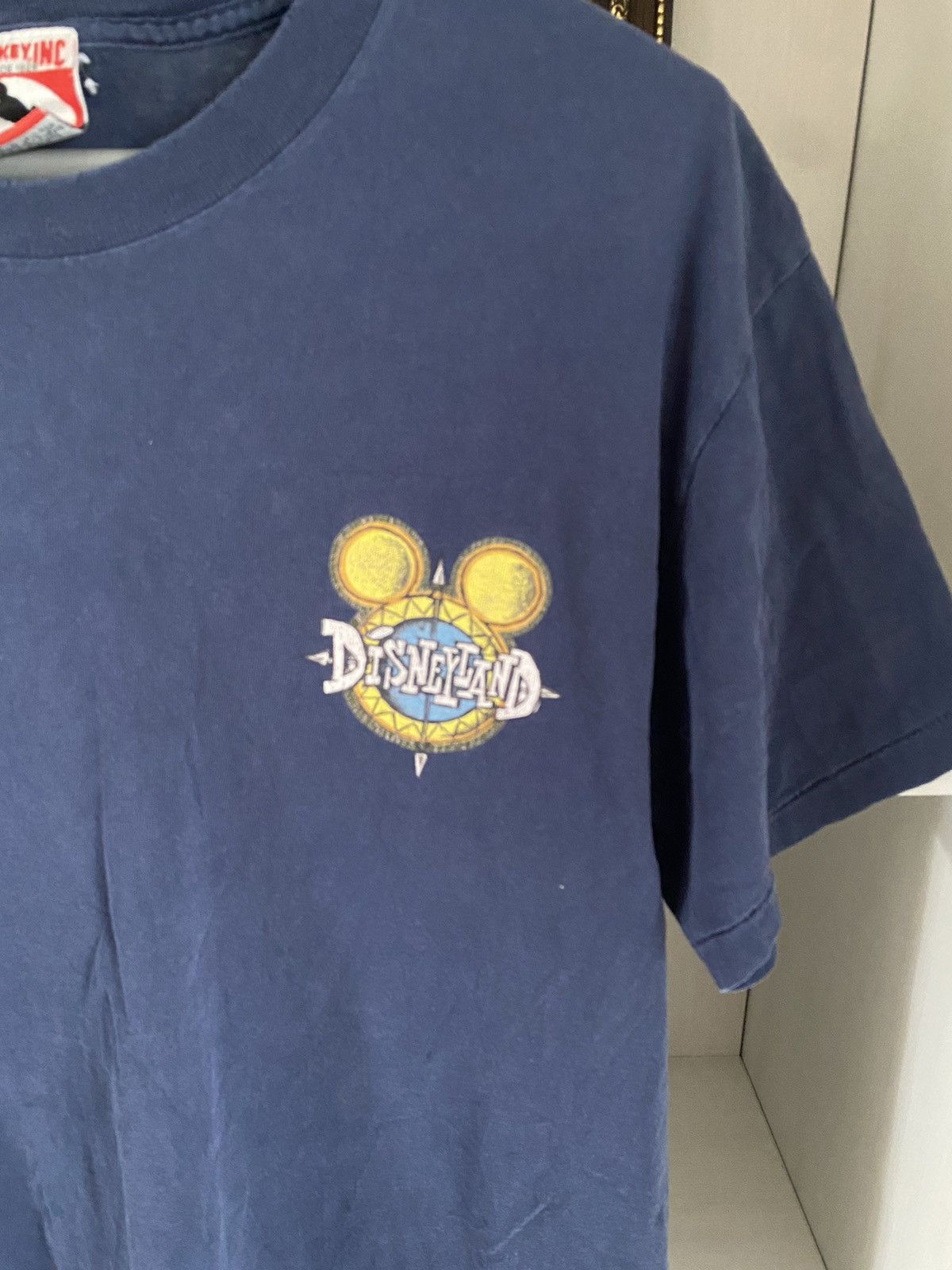 Disney Vintage Disney Tee 90s Rare Big Logo Oversized Size L Size US L / EU 52-54 / 3 - 4 Thumbnail