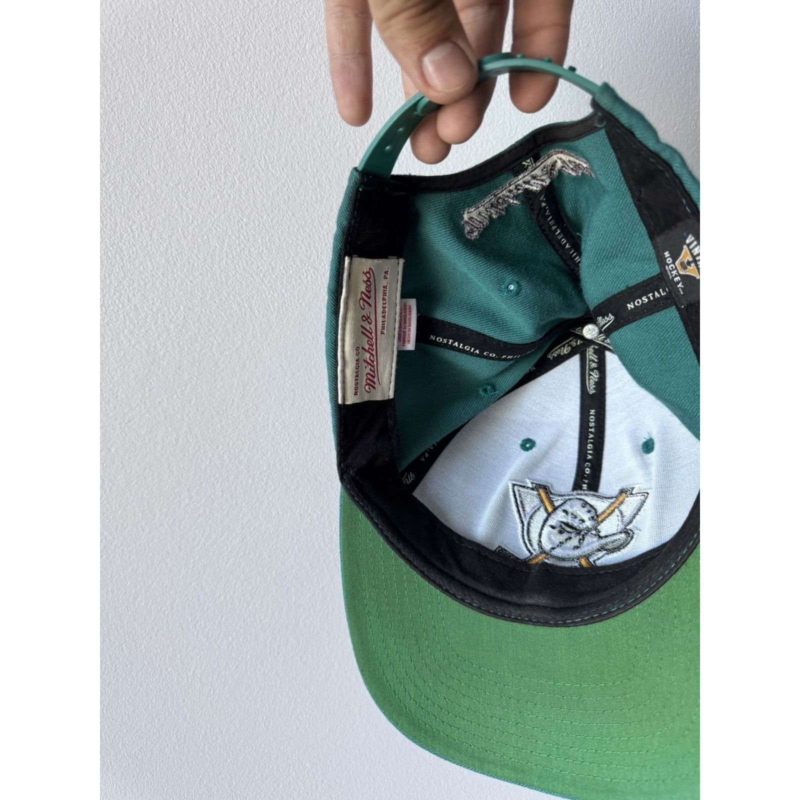 NHL The Mighty Ducks Mitchell and Ness NHL Cap Hat Vintage 90s Size ONE SIZE - 4 Thumbnail