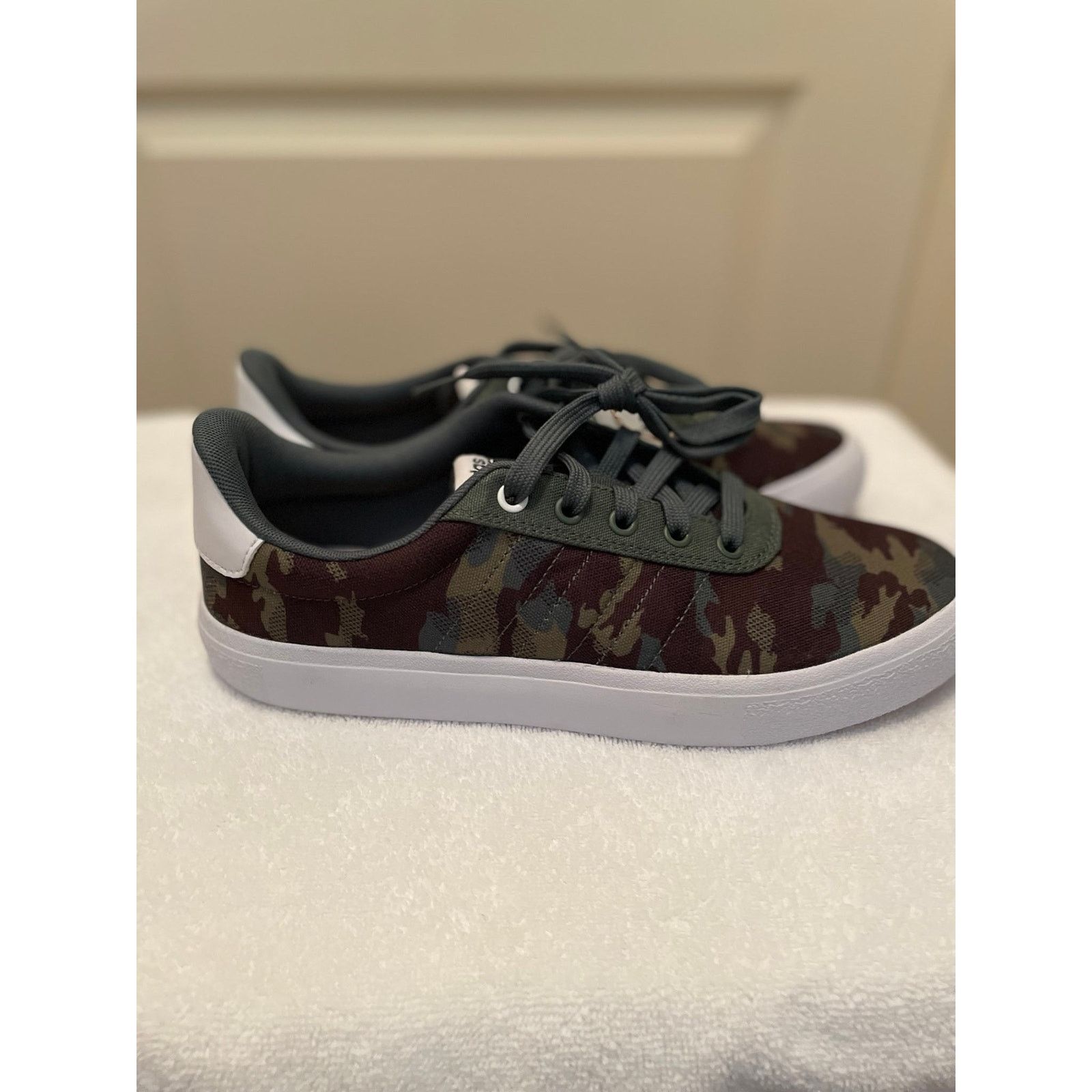 Adidas Adidas Vulc Raid3r Sneakers- Men’s Size 8.5/Women’s Size 10 Size US 8.5 / EU 41-42 - 3 Thumbnail