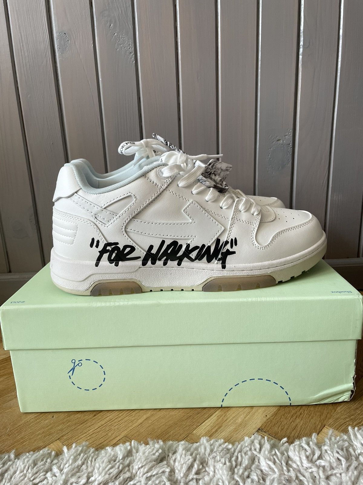 Off-White Off-White out of office 🤍 Size US 10 / EU 43 - 3 Thumbnail