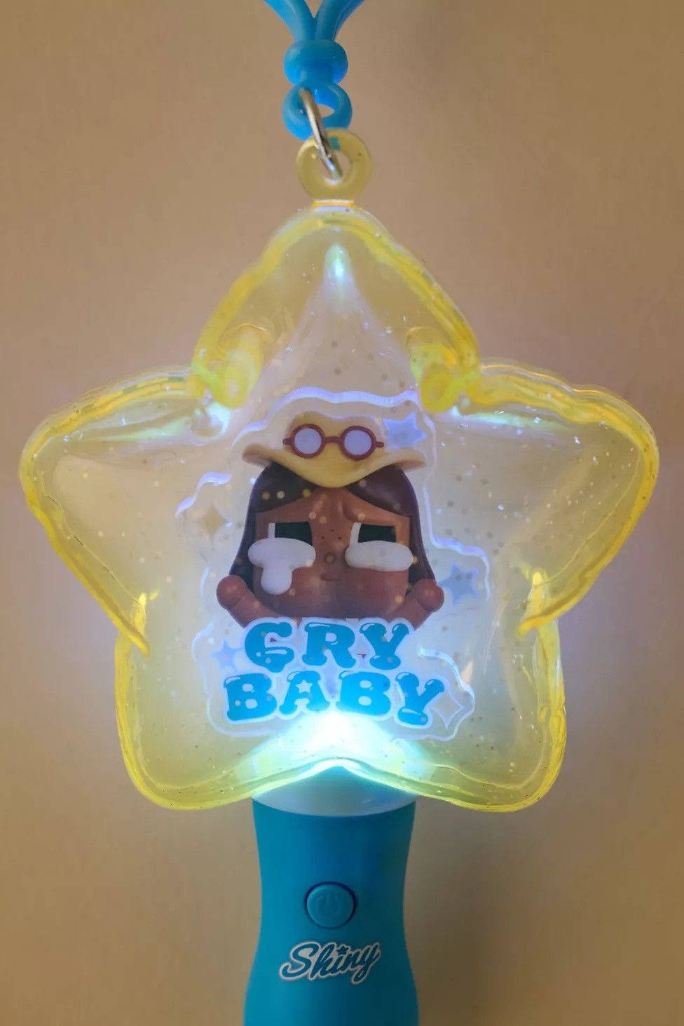 POP MART POP MART CRYBABY Shiny Shiny Series Luminous Blind Box Size ONE SIZE - 3 Thumbnail