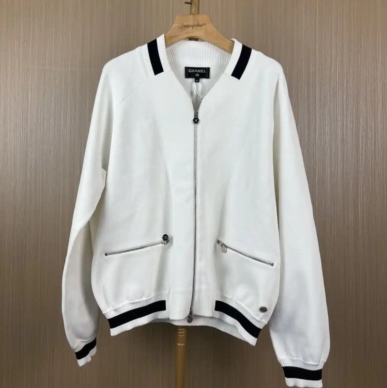 Chanel Chanel White Women's Jacket with Dark Accents 0089 Size L / US 10 / IT 46 - 1 Thumbnail
