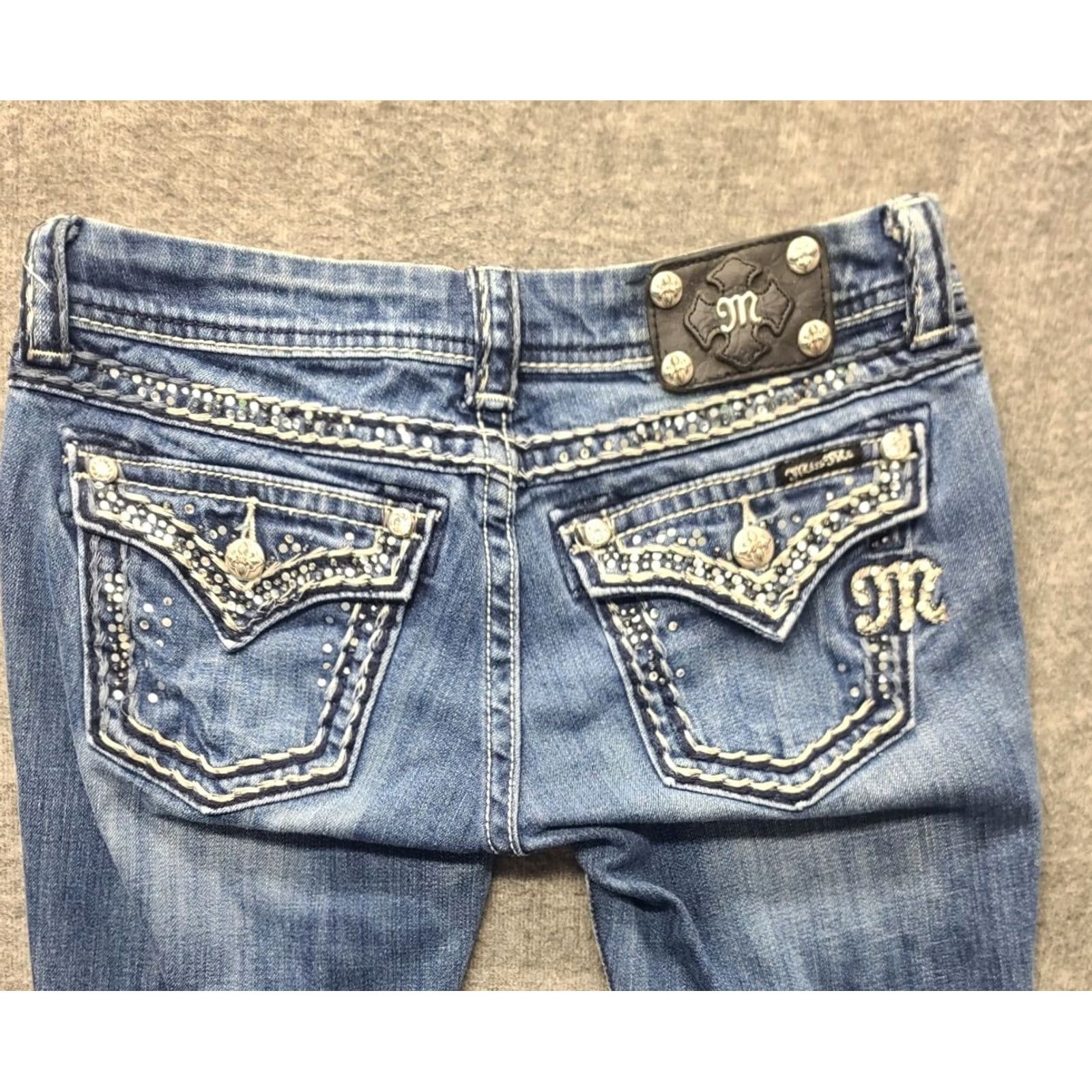 Miss Me Miss Me Jeans 28x28 Jeans Regular 28 Blue Embroidered Rhinestone Embellished Mid Rise Bootcut Denim Womens - 5-Pocket Style Western 28in Inseam XS? Size 28" / US 6 / IT 42 - 2 Thumbnail