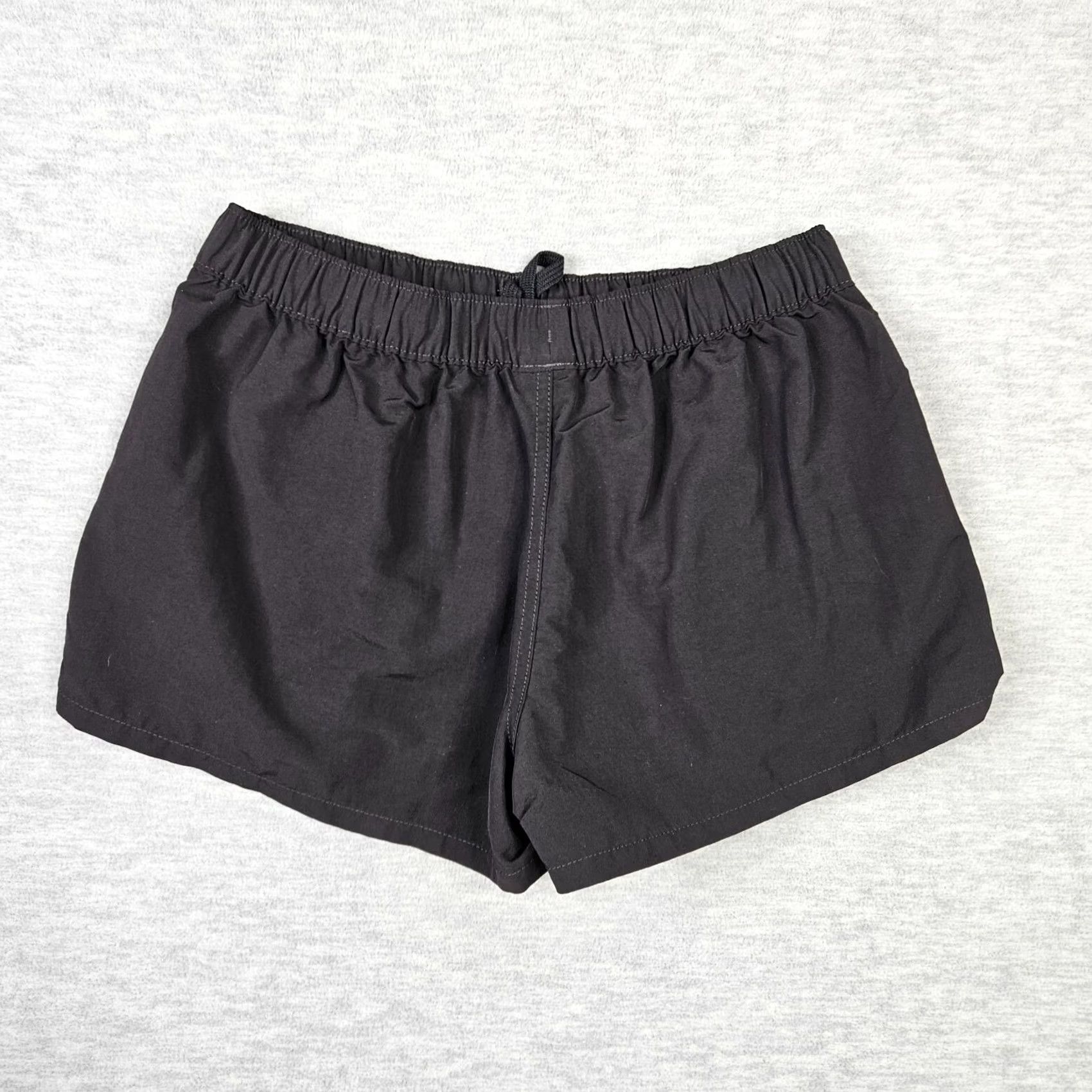 Patagonia Patagonia Women's Black Shorts Pockets Size S Regular Nylon Outdoor Logo Mid Rise Casual Pants Size 28" / US 6 / IT 42 - 6 Thumbnail